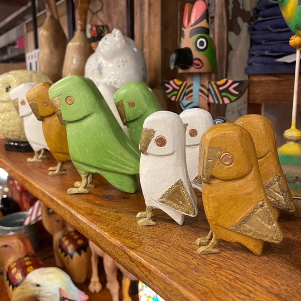India mango wood owl objet small 3color / インド マンゴーウッド ふくろう オブジェ Sサイズ 全3色 フクロウ 梟 置物 ハンドメイド ナチュラル  天然木 かわいい 動物モチーフ プレゼント ギフト インテリア 雑貨