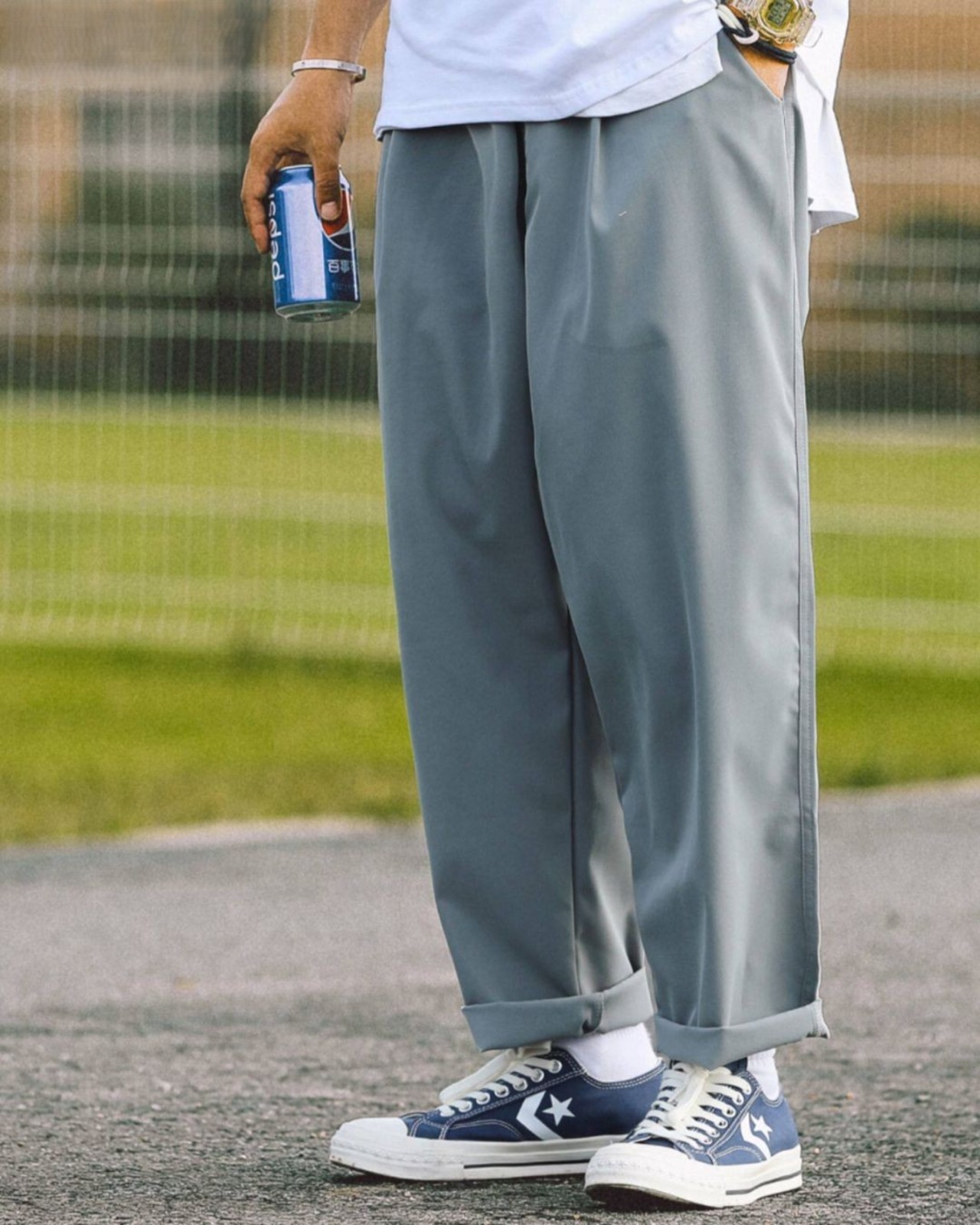 ストレートタックカーゴパンツ　S0405