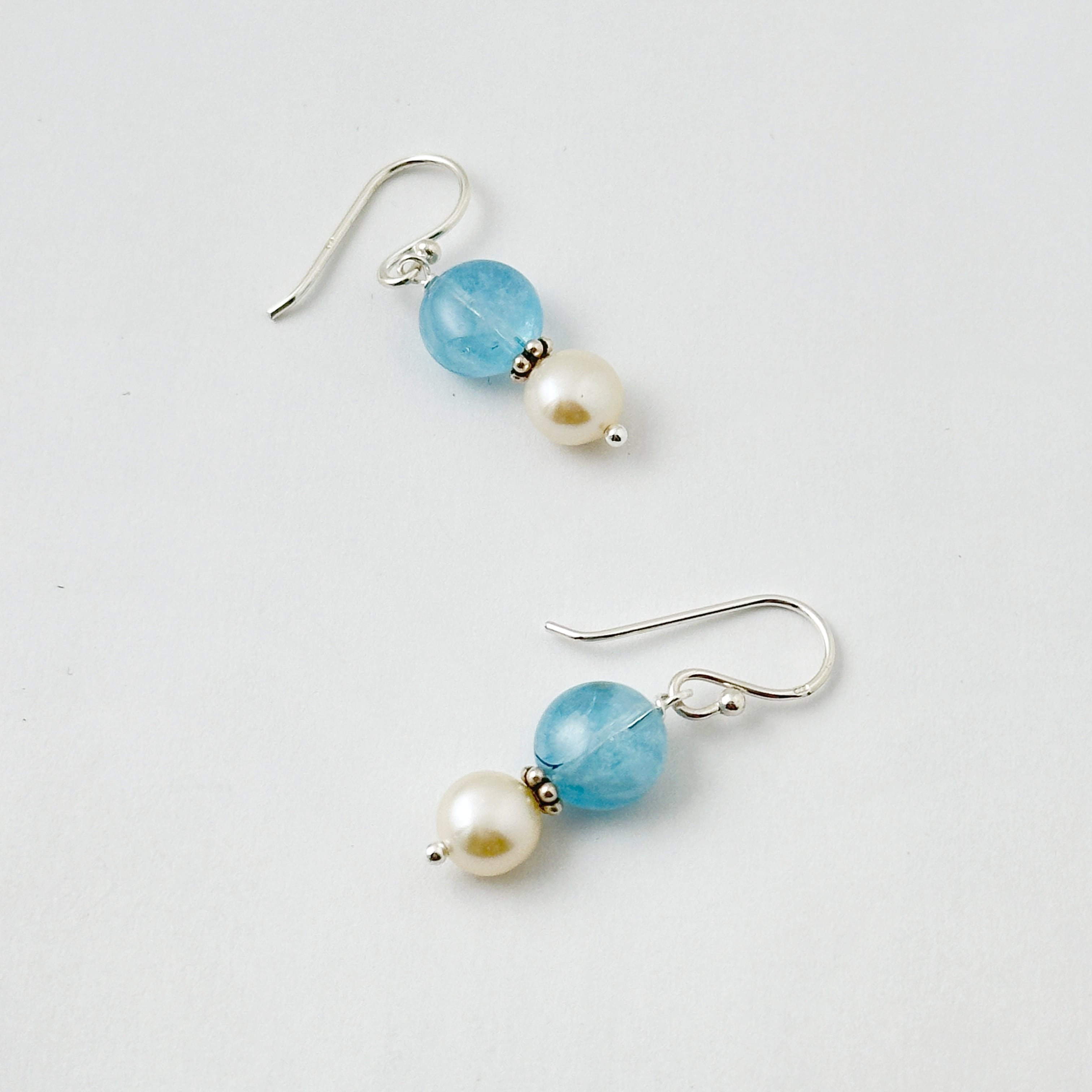再入荷！！】Lagoon Original アクアマリン とパールの フックピアス