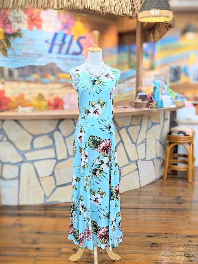 【Royal Hawaiian Creations】ハワイアンロングノースリーブドレス [ハイビスカス&モンステラ/ライトブルー/レーヨン]