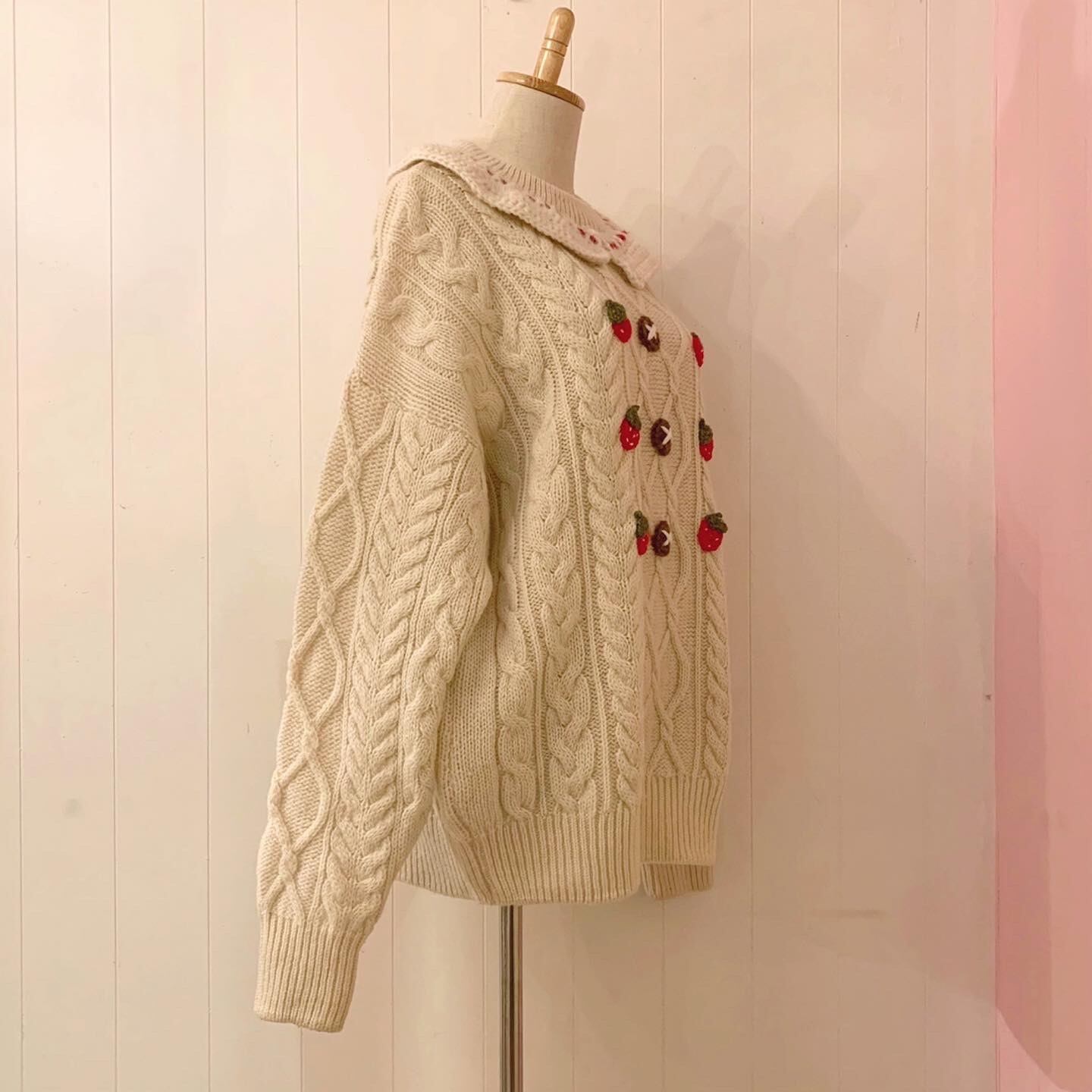 remake : strawberry cake aran sweater