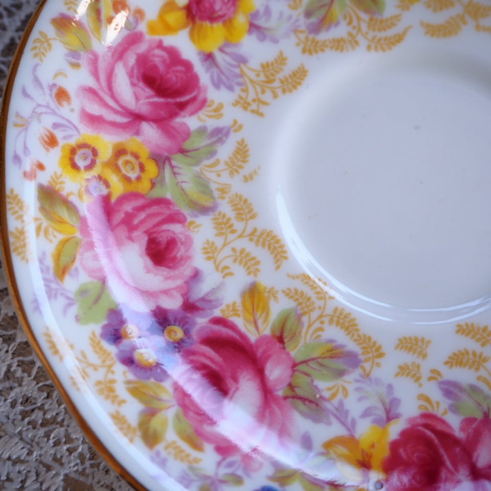 英国ロイヤルアルバート セレナ 希少・小さめカップ&ソーサーA F4