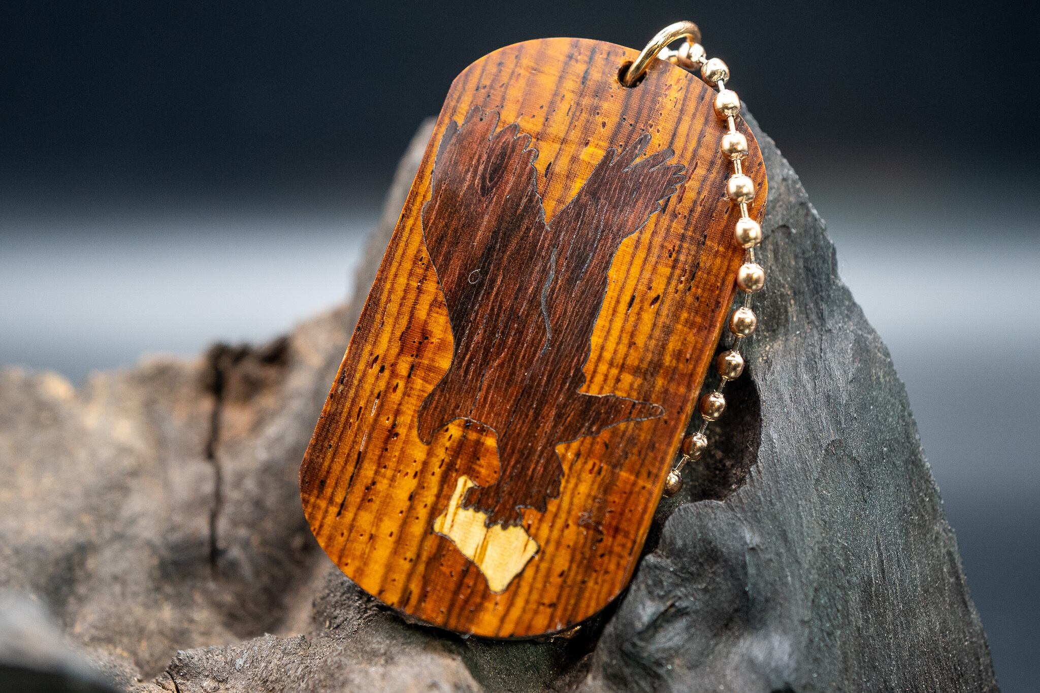 【 エスニックなローズウッド 】ココボロ 糸縮み杢 ドッグタグ 象嵌 トンビと油揚げ