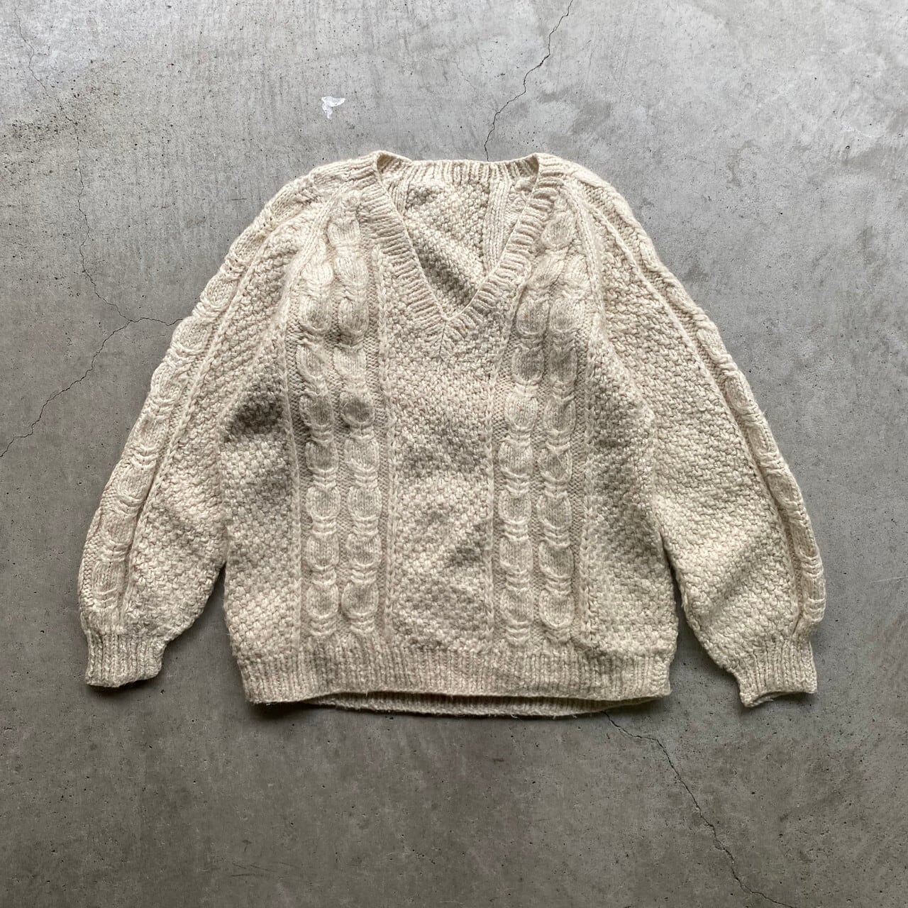 深Vネック アランニットセーター ウールニットセーター