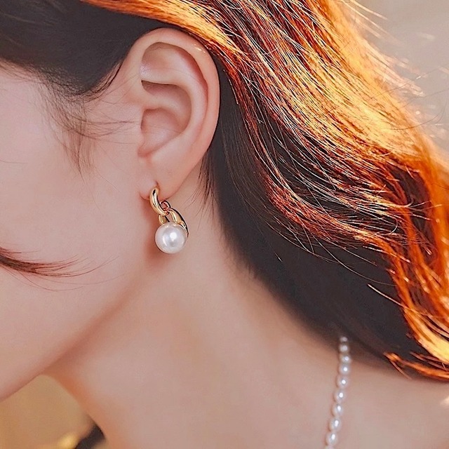 Pearl Drop Pierce