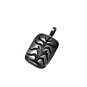 Hopi ANDERSON KOINVA overlay silver pendant “Corn”