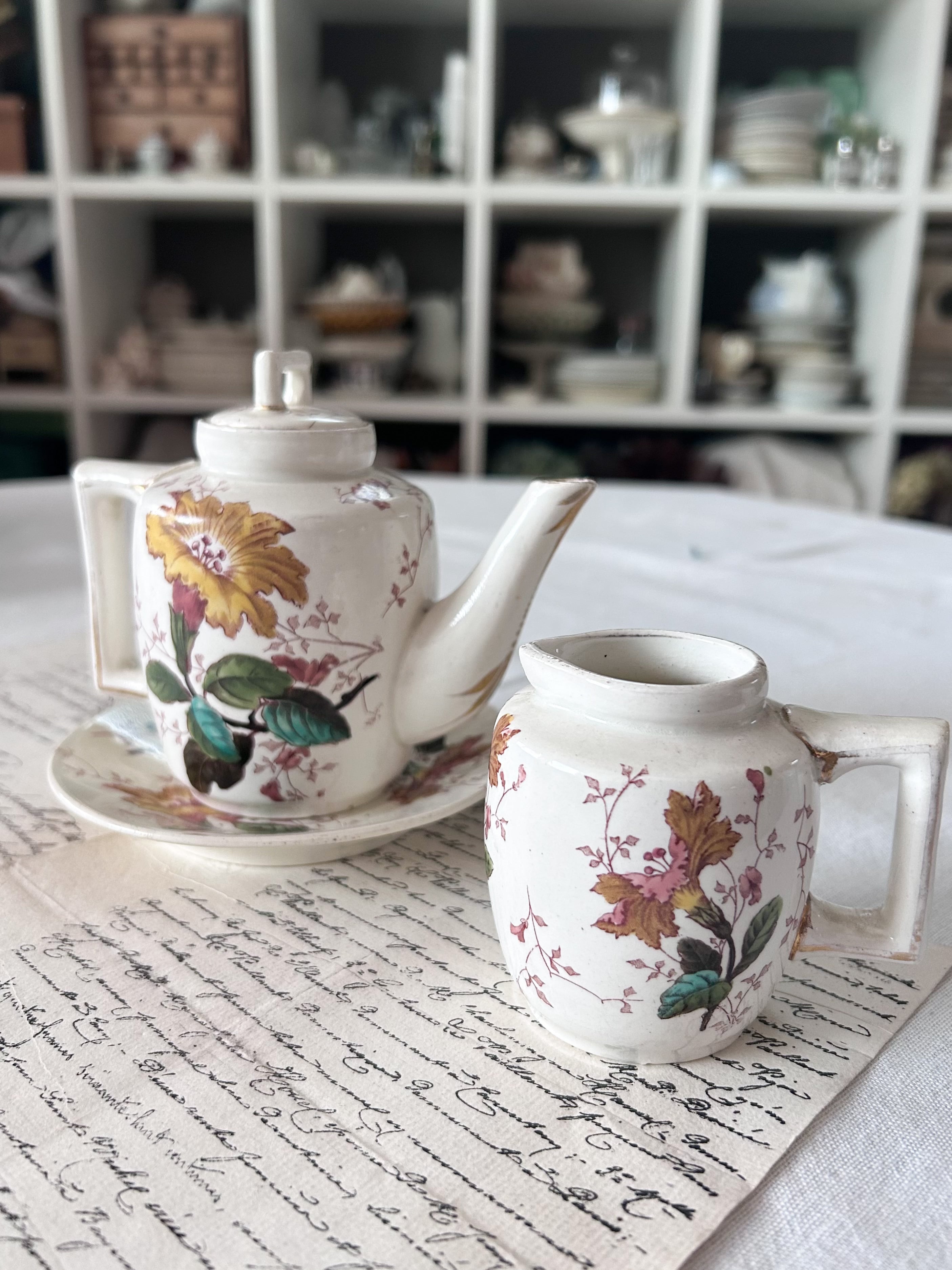 陶器製品 | ｱﾝﾃｨｰｸ ﾎﾞﾝﾇ ｼｬﾝｽ