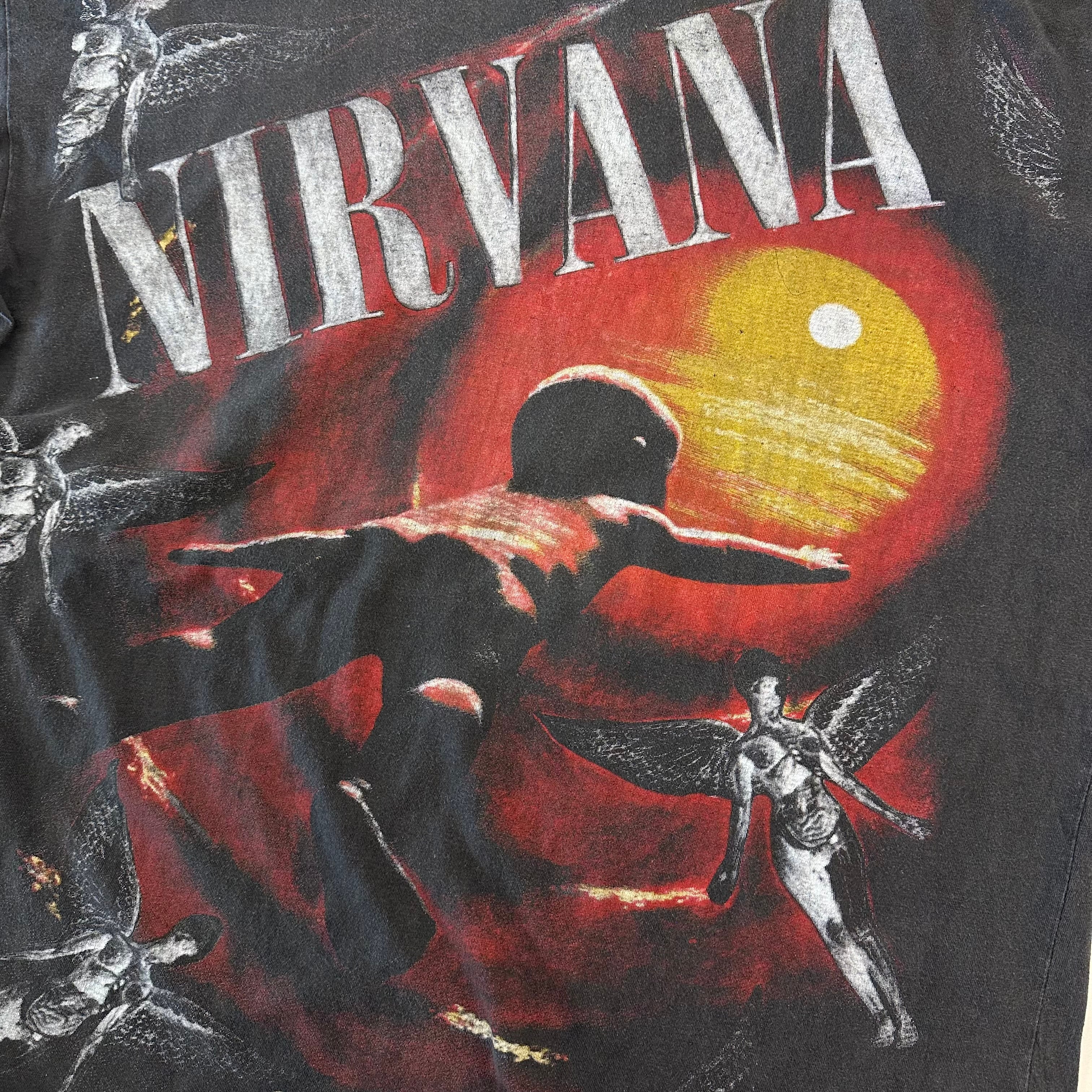 90S NIRVANA T-SHIRT | BerBerJin Yuhodo