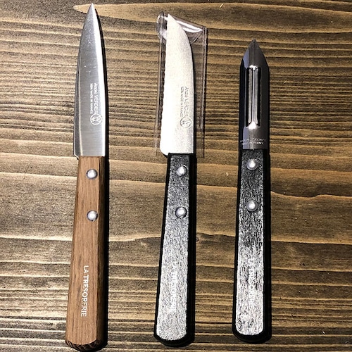 Coffret No.6 :  La Trésorerie x Cadeaux de France 「Couteaux de cuisine bois ナイフ ウッド」セット  波状の刃のナイフ 皮むきナイフ 小ナイフ