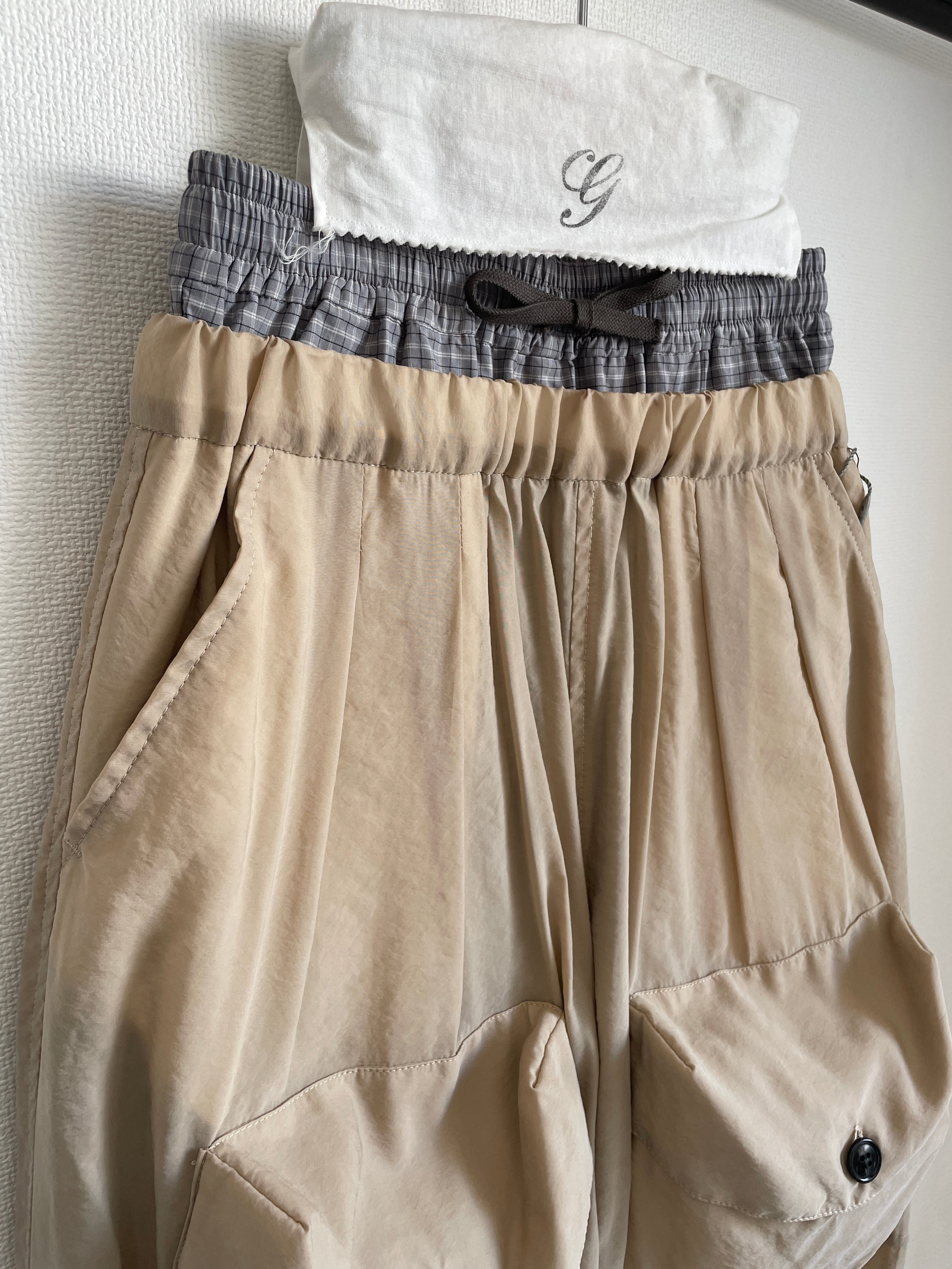 GRIS Big pocket Pants ベージュ Layered Big Pocket Pants_L/XL size | GRIS