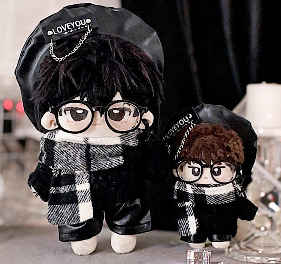 ぬい服 10cm ベレー帽 ニット レザーパンツ チェック マフラー