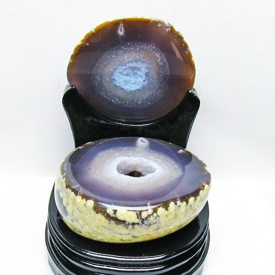 1.9Kg トレジャーメノウ アゲート ジオード 台座付属 一点物 175-1505