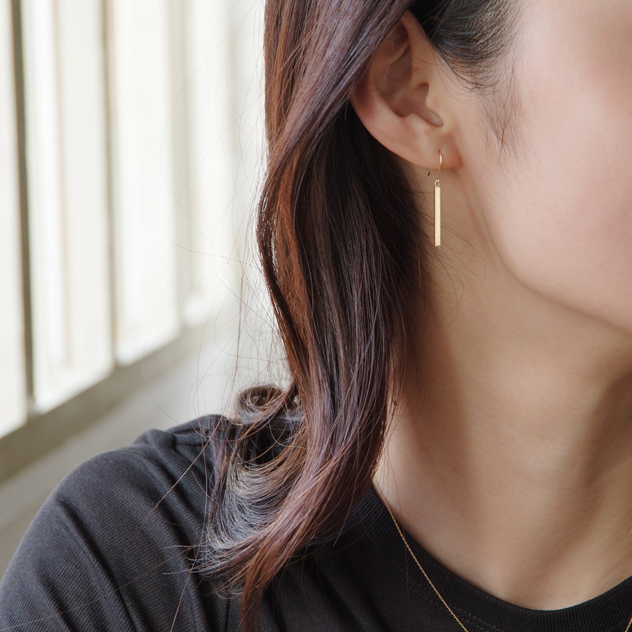 K18イエローゴールド ロングバーフックピアス 【MKY0141P1】 | MONICE