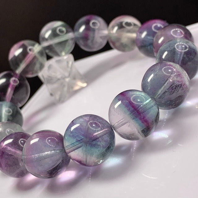 f39グラデーションが綺麗★大玉フローライトブレスレット