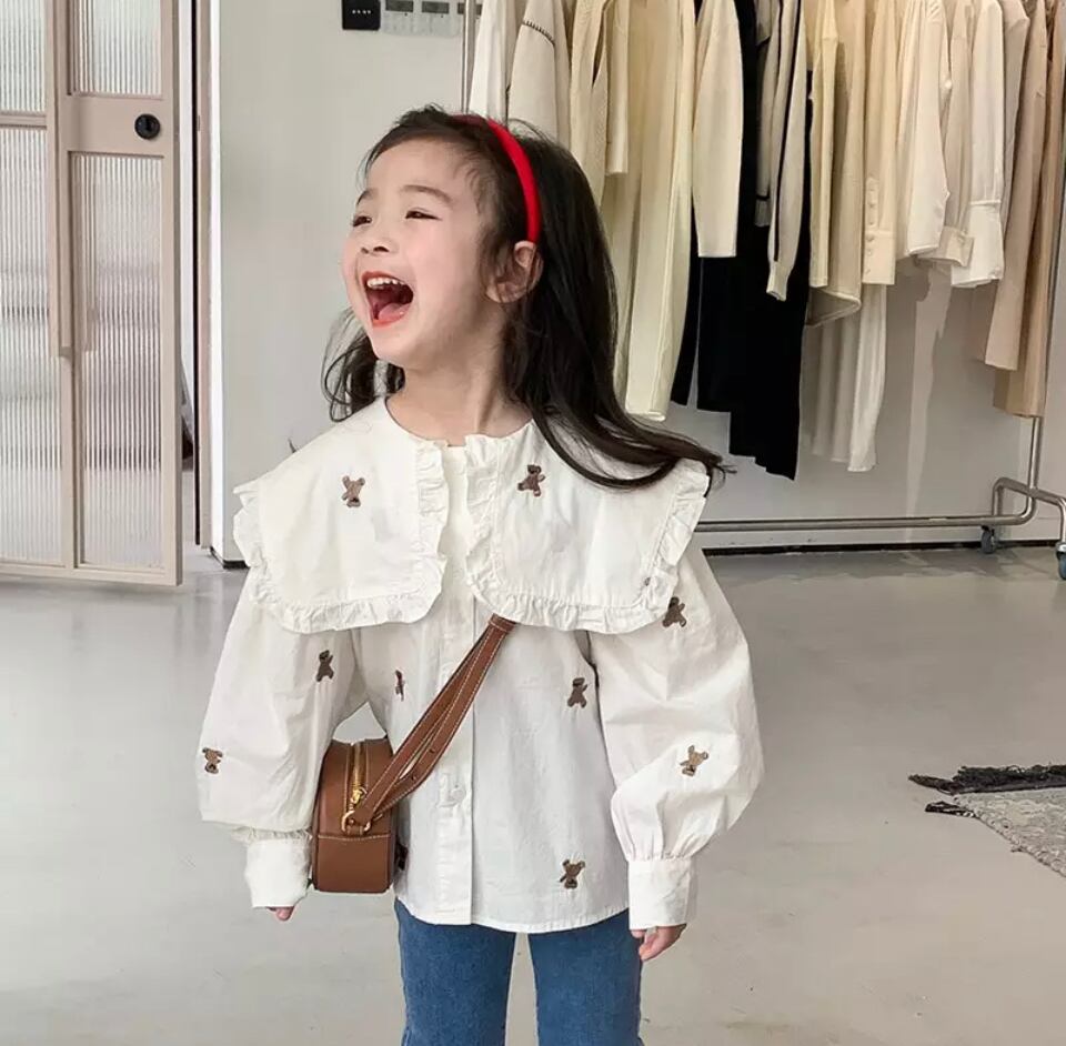 ビックカラーベアブラウス………シャツ 刺繍 キッズフォト 韓国子供服 海外子供服 ホワイト