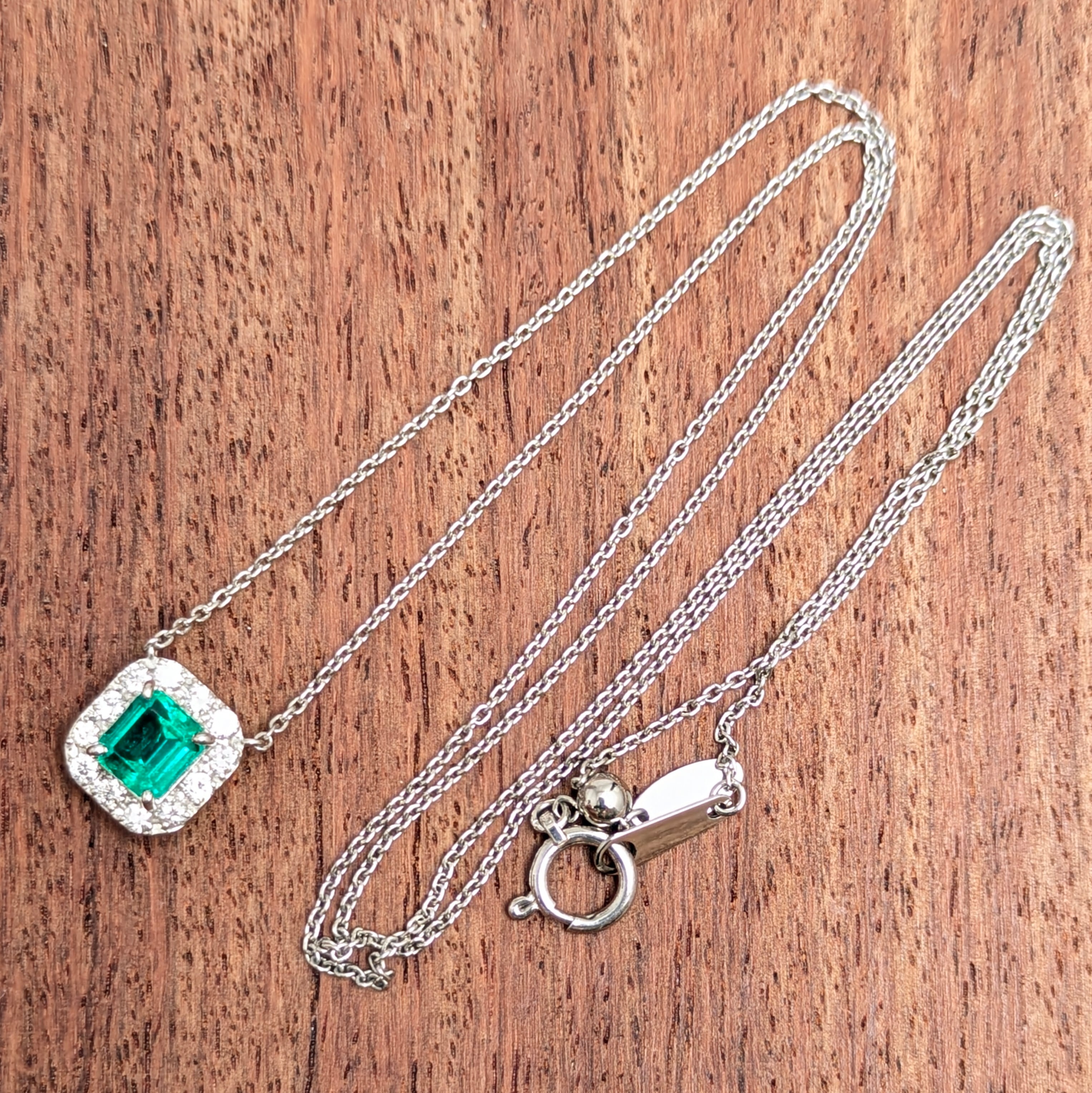 Pt900/850エメラルドネックレス コロンビア産 エメラルド 0.542ct