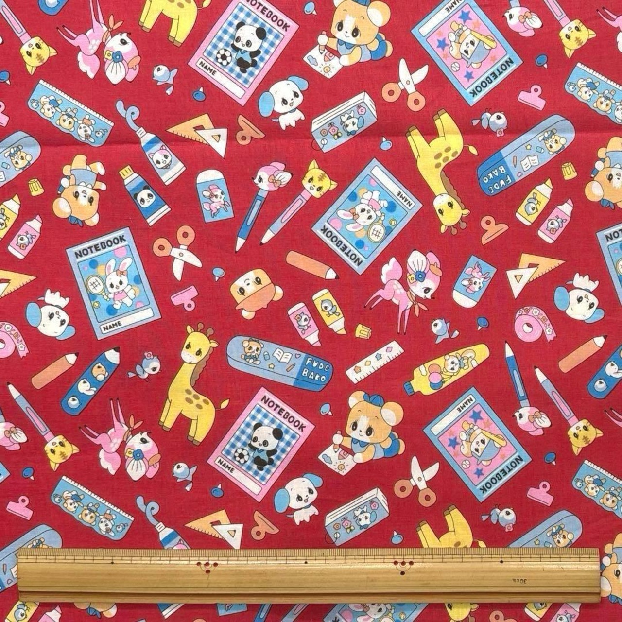 Cdr521◆50cm◆S◆綿 100%シャーティング生地◆レトロ柄