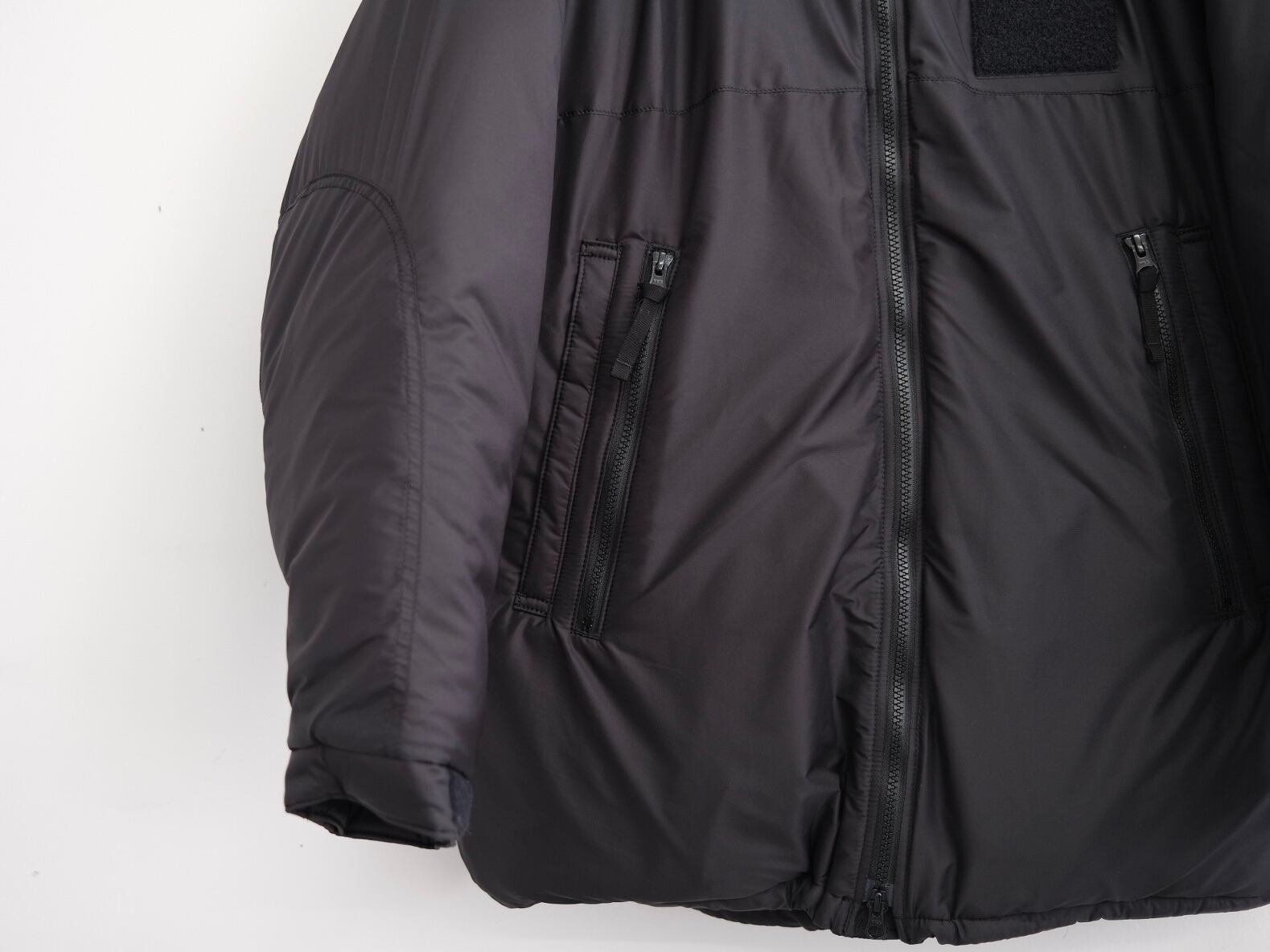 O-(オー/レイチョウルイラボ)”SLEEPY PARKA BLACK” | Lapel online store