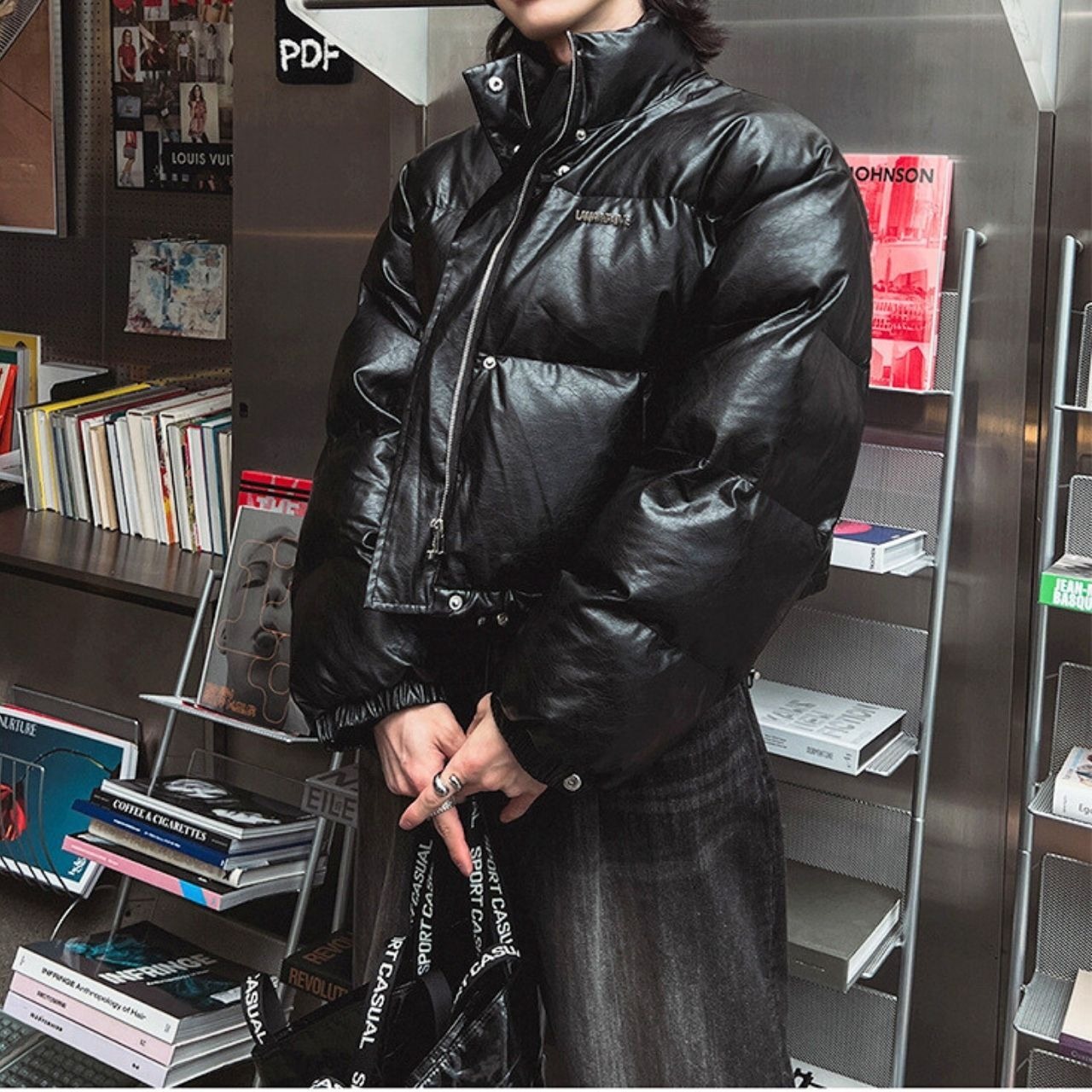 レザー風ボリュームコットンブルゾン　1005