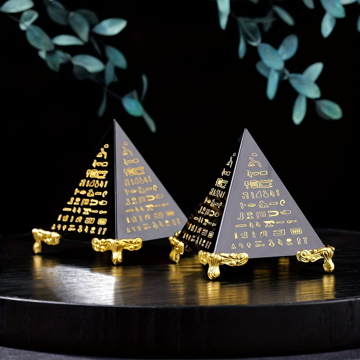 ピラミッド 置物 オブジェ インテリア 天然石 天然水晶 幾何学模様