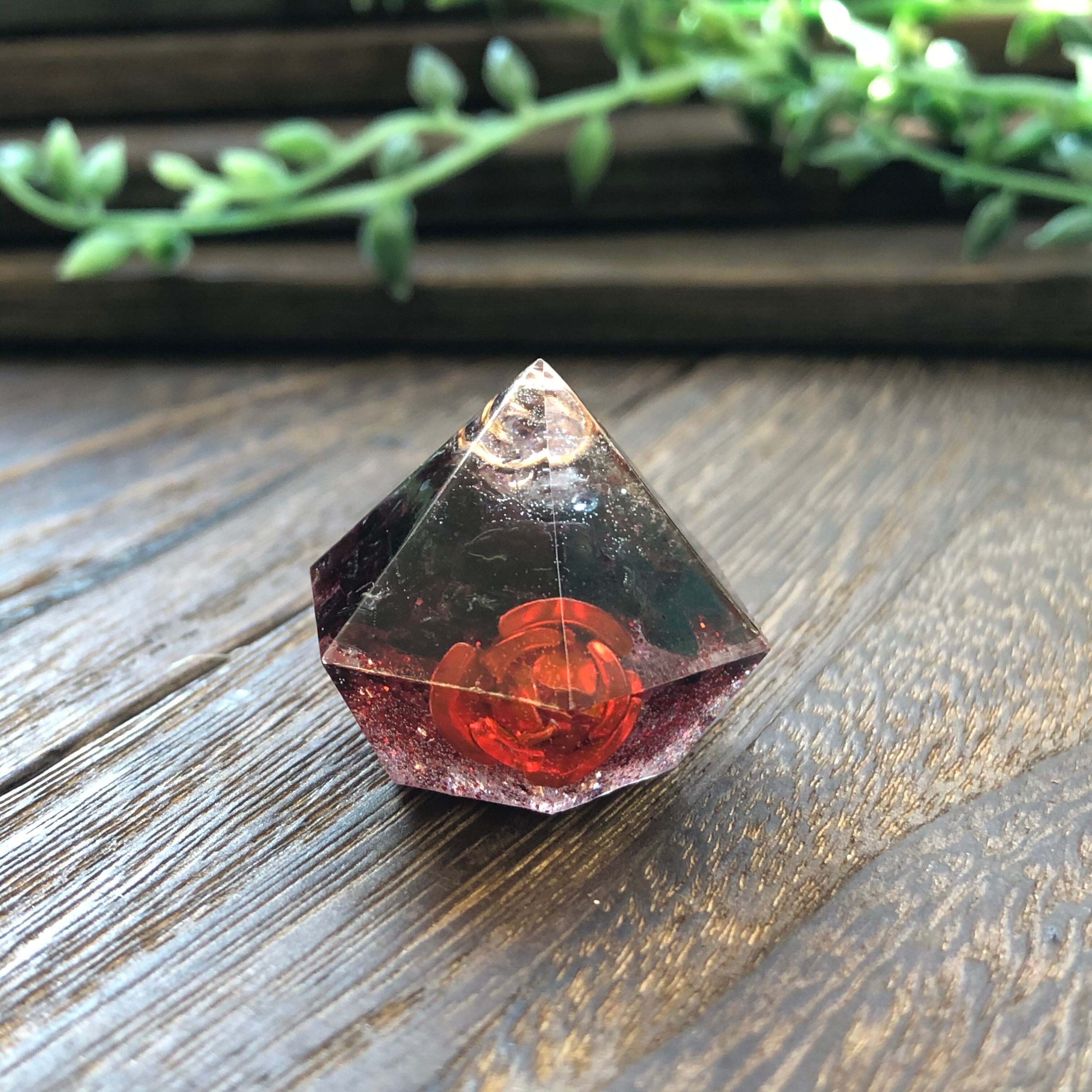 薔薇のお花のオルゴナイト☆世界三大ヒーリングストーン☆