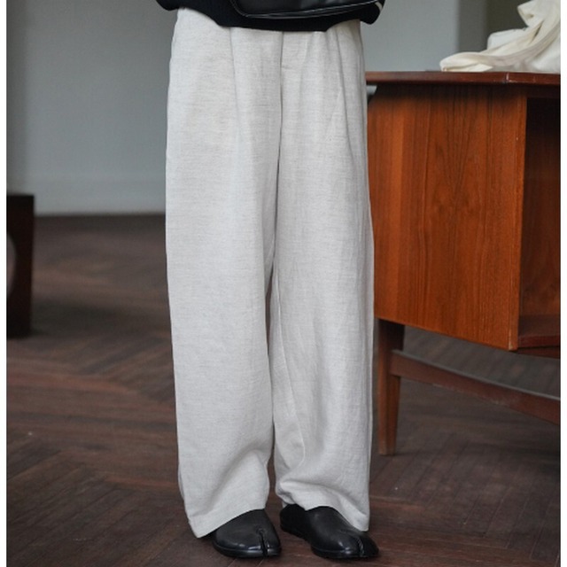 カジュアルワイドパンツ