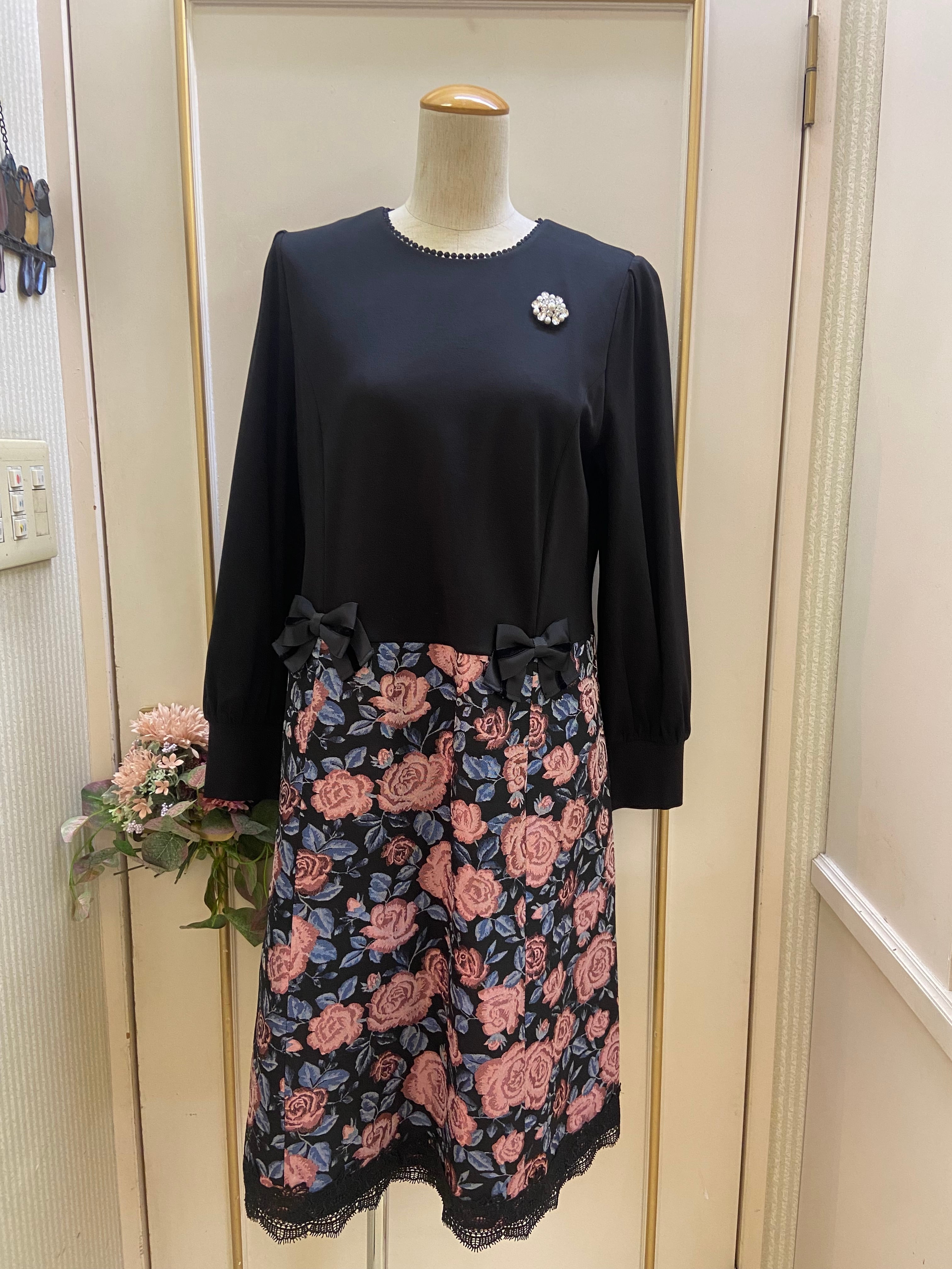 ☆【新作】2524007 スーパービューティー 裾レース×リボン 裏起毛