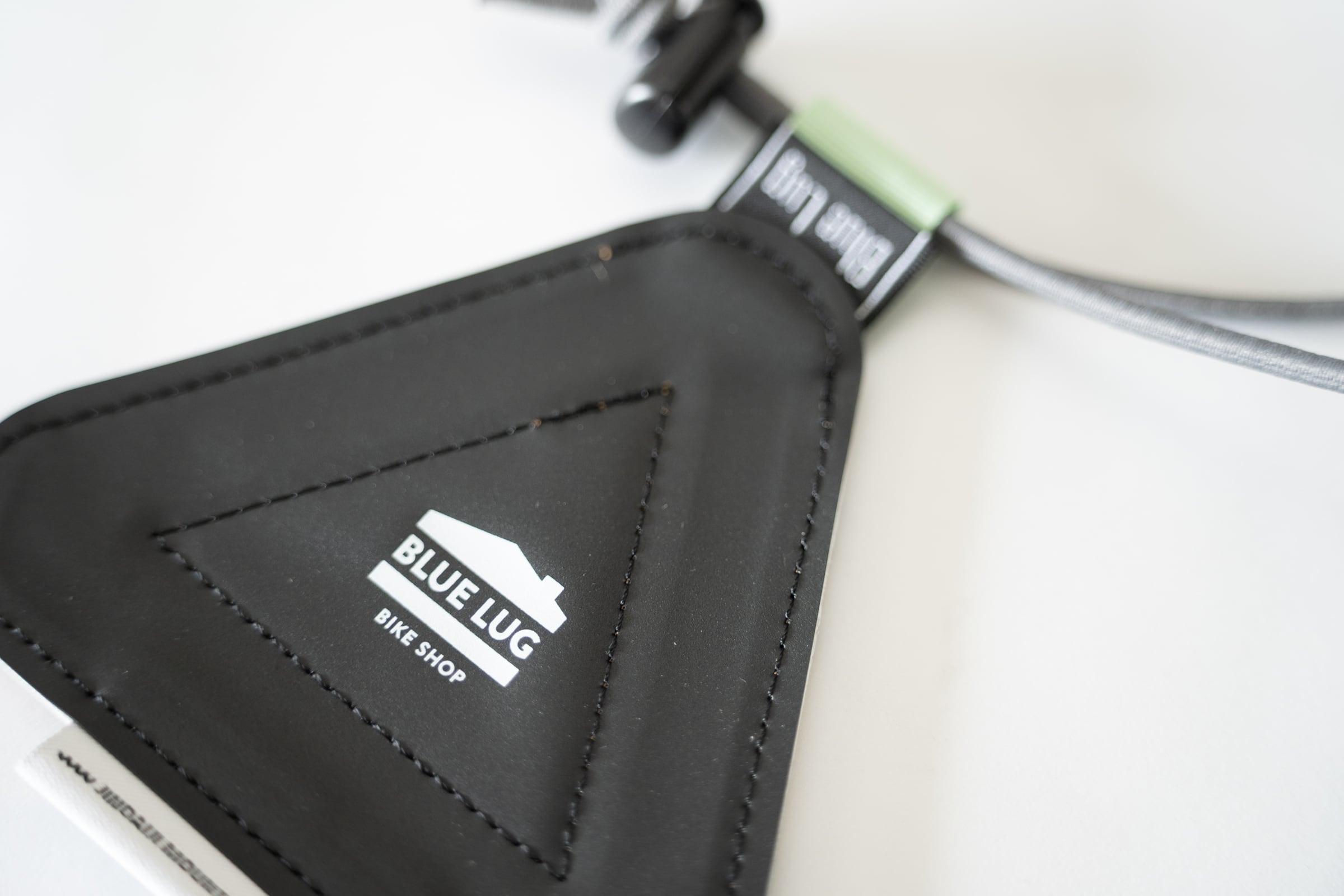 JMW × BLUELUG Triangle reflector camo | JINDAIJI MOUNTAIN WORKS