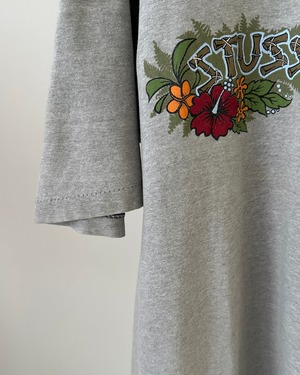 -Stussy- Vintage 90s L Print T-Shirt made in USA