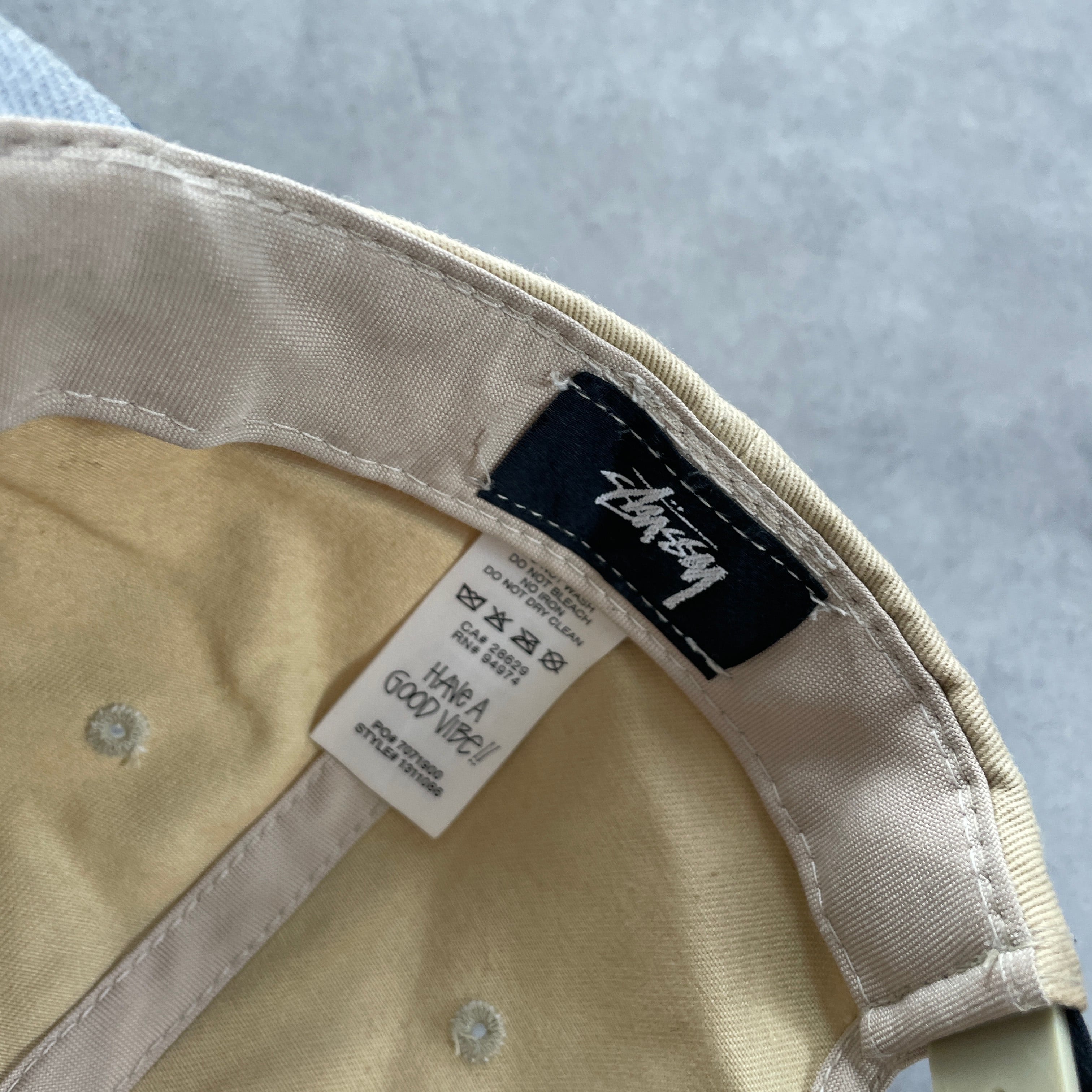『stussy』 コーデュロイジャケット　刺繍ロゴ　希少カラー　オリーブ　【S】 stussy』 コーデュロイジャケット 刺繍ロゴ 希少カラー オリーブ