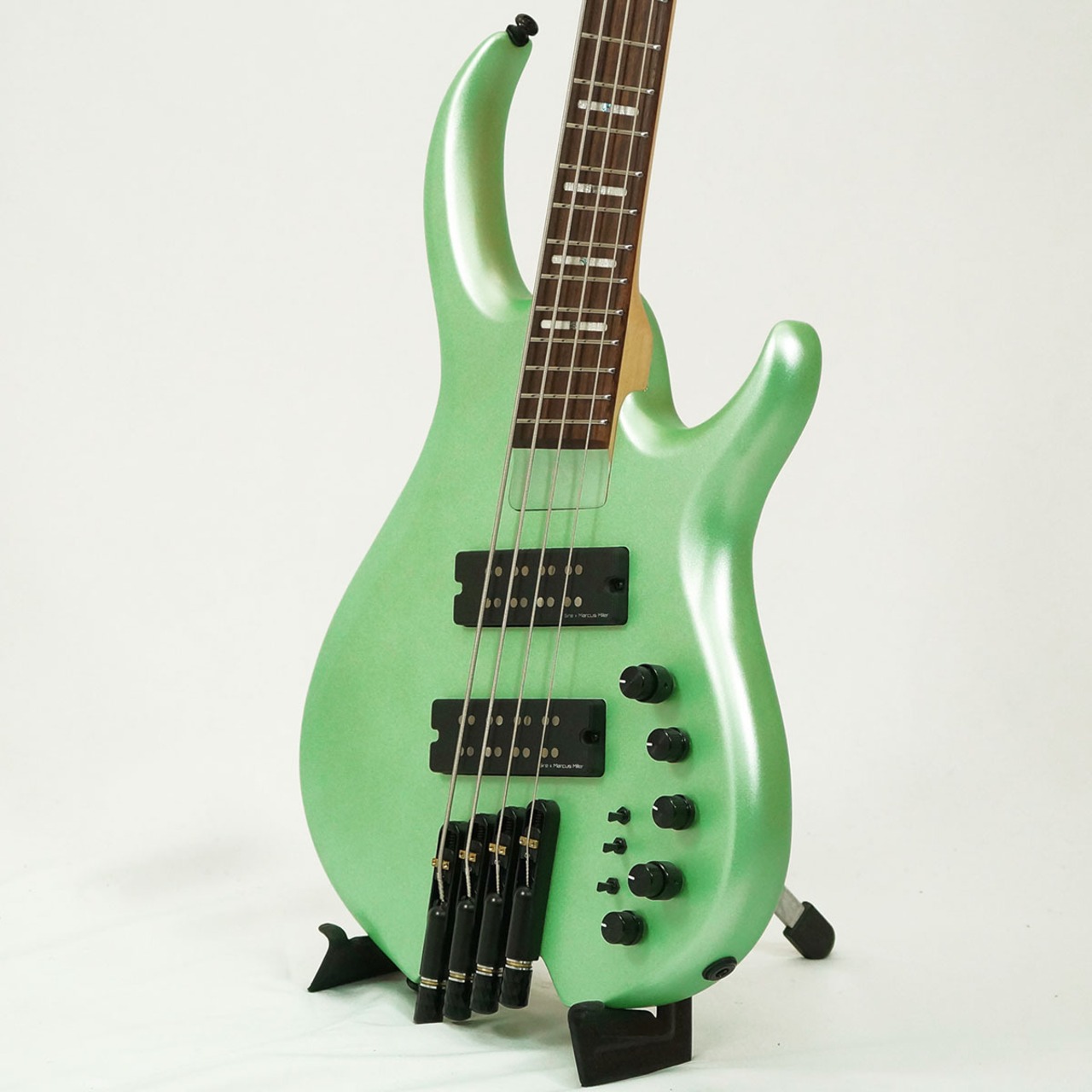 Sire Marcus Miller M6 4-String Headless (SGM.S/Surf Green Metallic Satin) [マルチスケール採用 4弦 ヘッドレスベース] [アウトレット特価品] 【お買い得セール品】