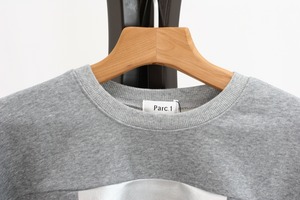 【Parc.1】Foil printed dolman TOPS（107-076328）