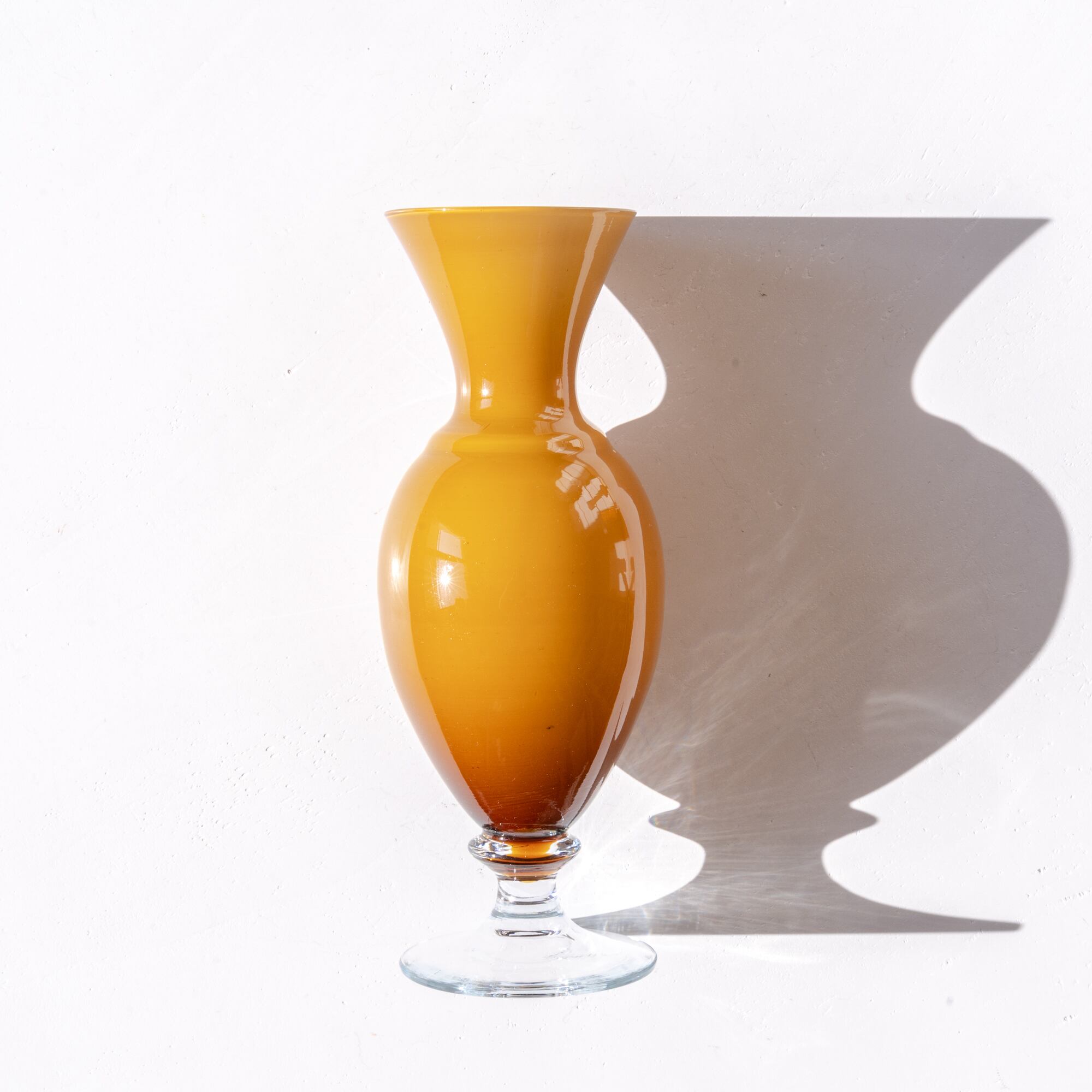 Milky Marron Vase