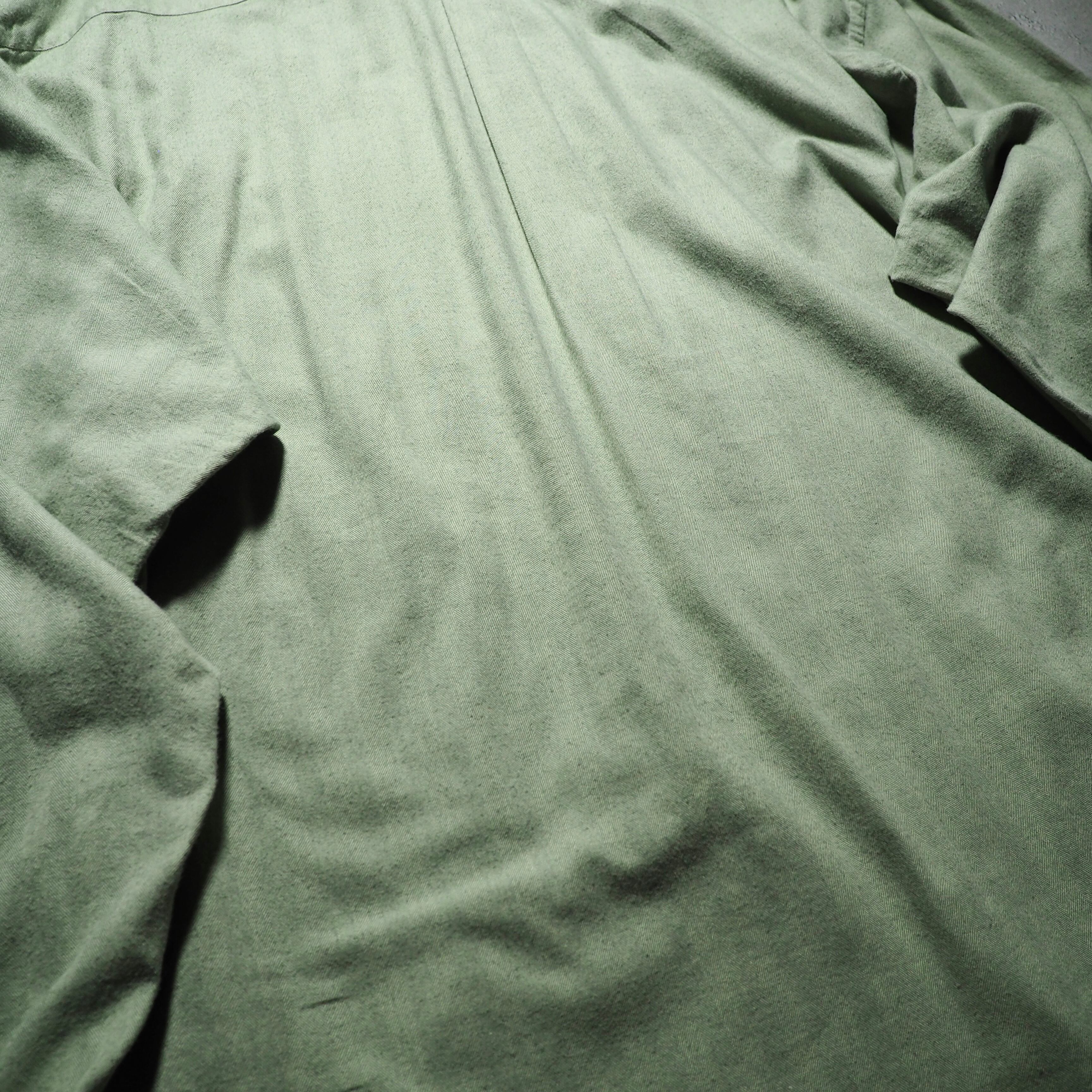 1990s ” LANVIN ” Beautiful flesh leaf color vintage loose BD shirt