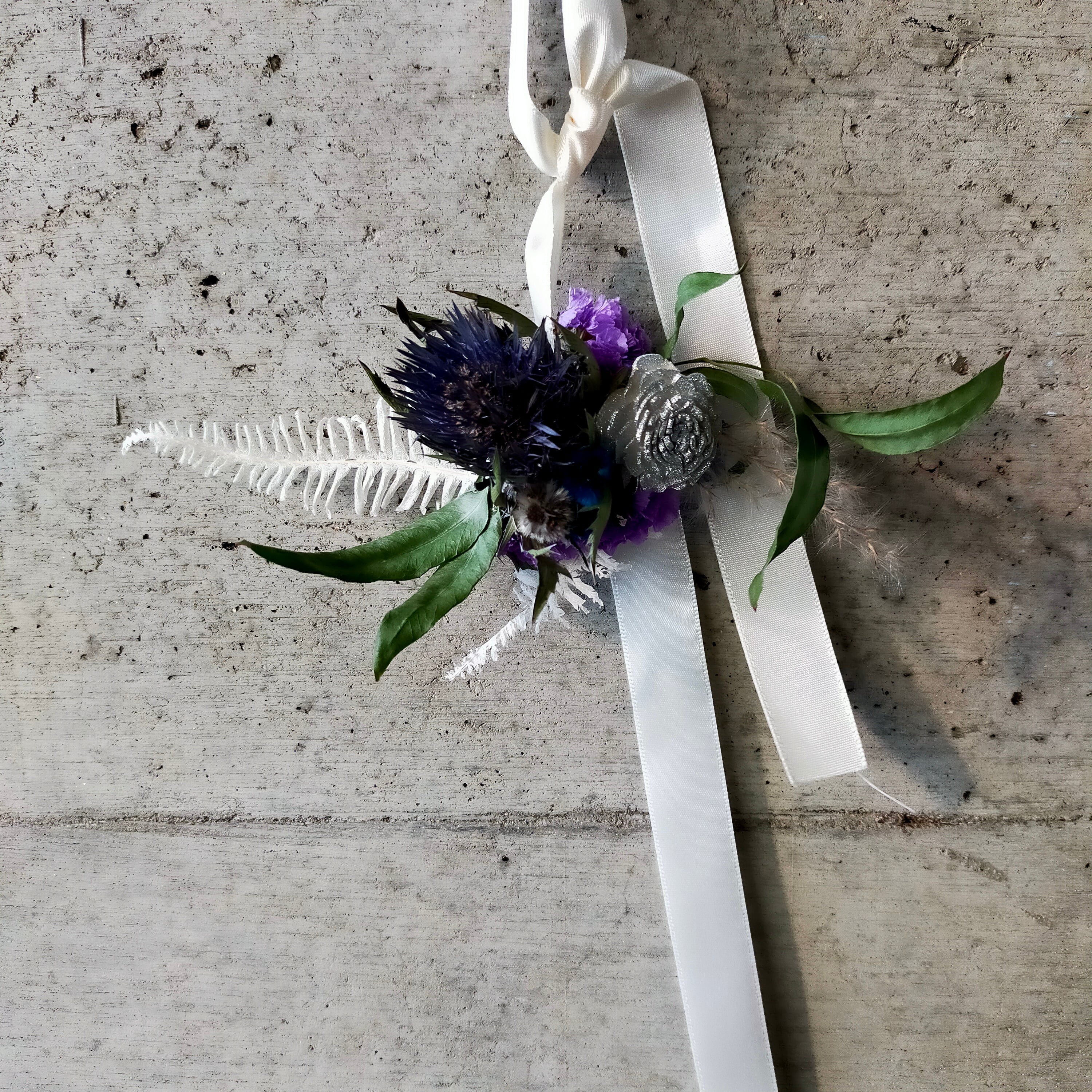 ドライフラワーコサージュ【dried flower corsage】