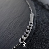 +cadenas・ バーネックレス (black+sapphire)
