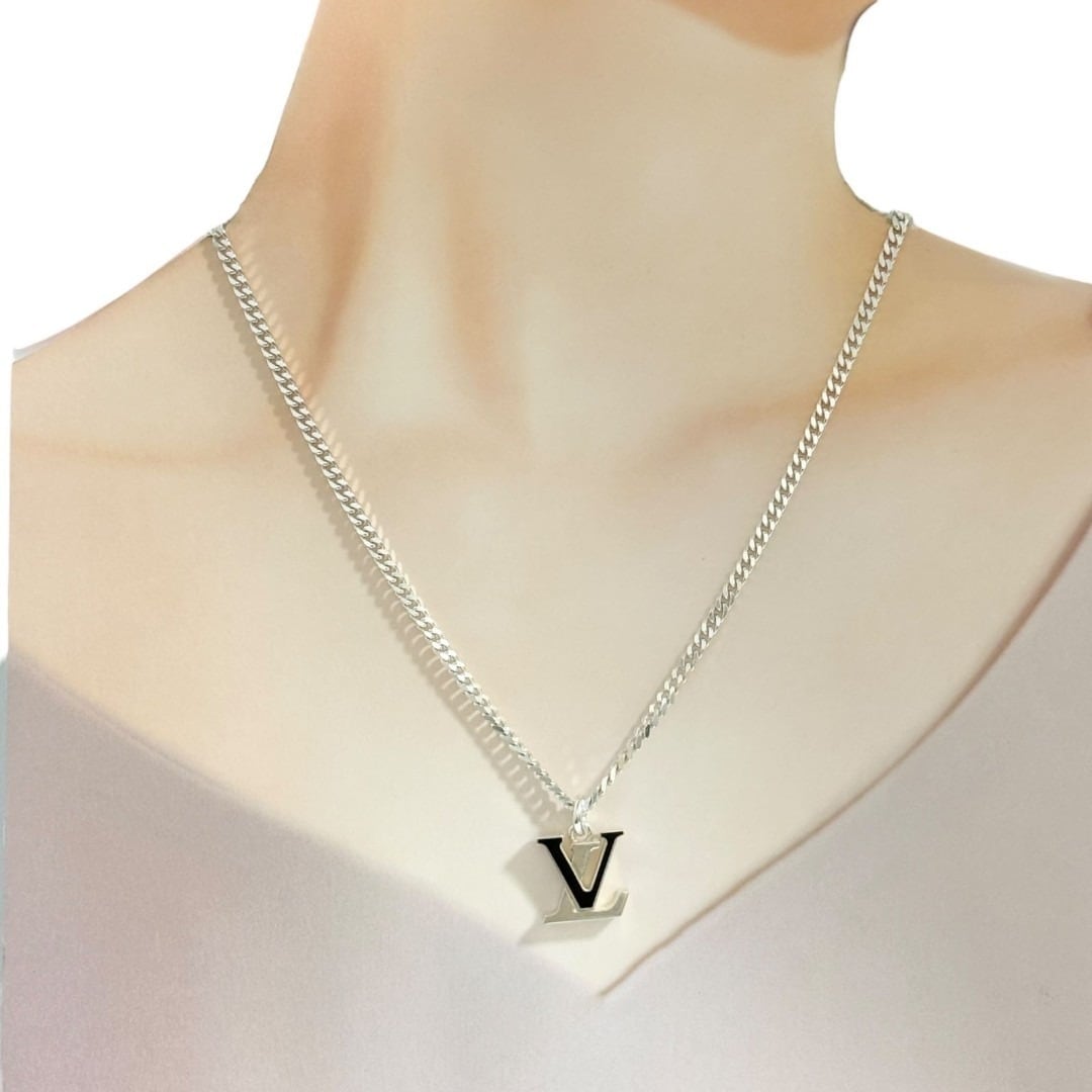 ルイヴィトン メンズ ペンダント LV スパイク ネックレス シルバー 925