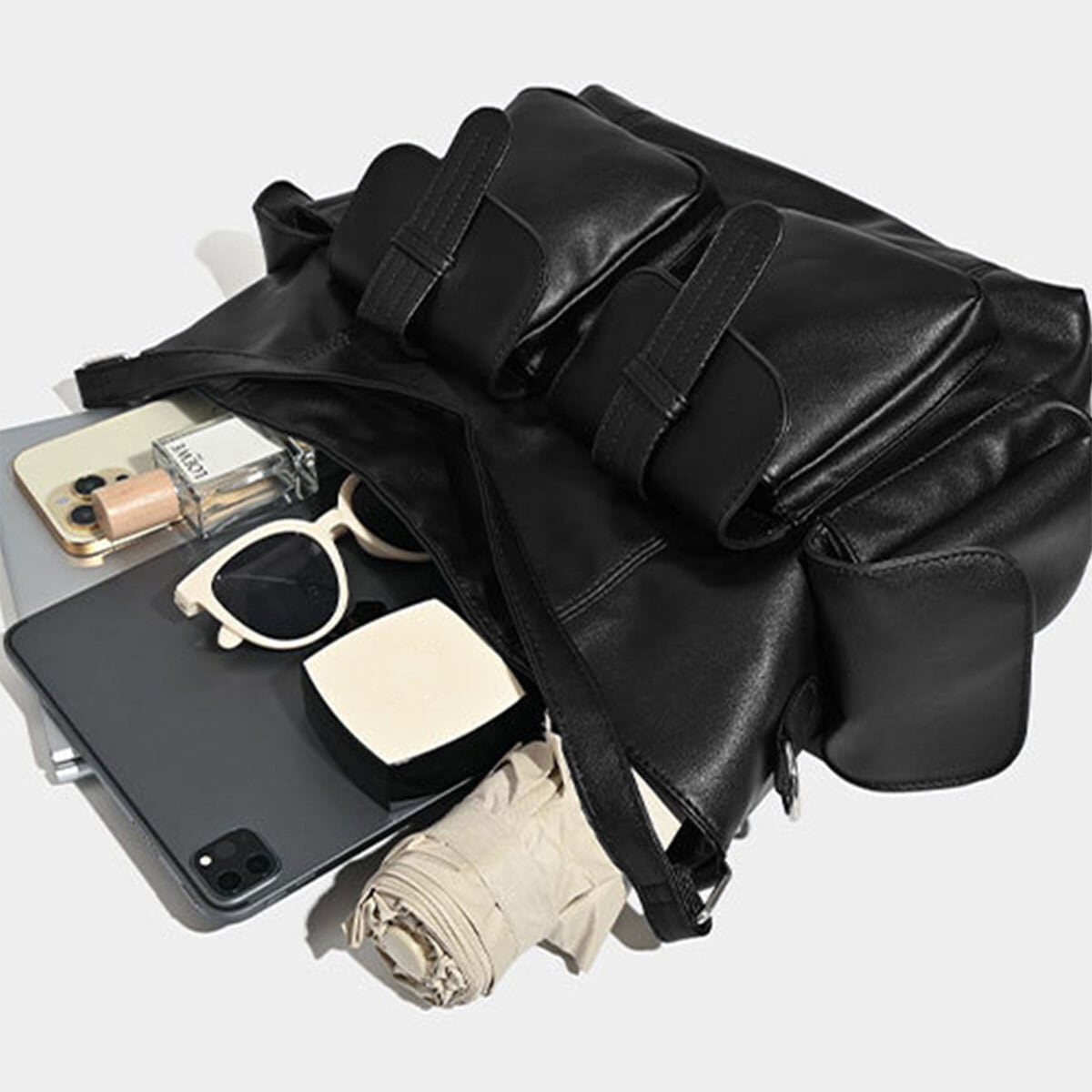 ショルダーバッグ レディース メンズ 多収納 大容量 通勤 通学 韓国 マルチポケット おしゃれ ロック 原宿系 ストリート カジュアル ブラック 黒 大人可愛い 大人女子