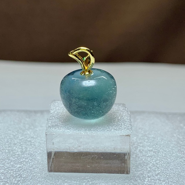 22.フローライトりんご・ペンダントトップ