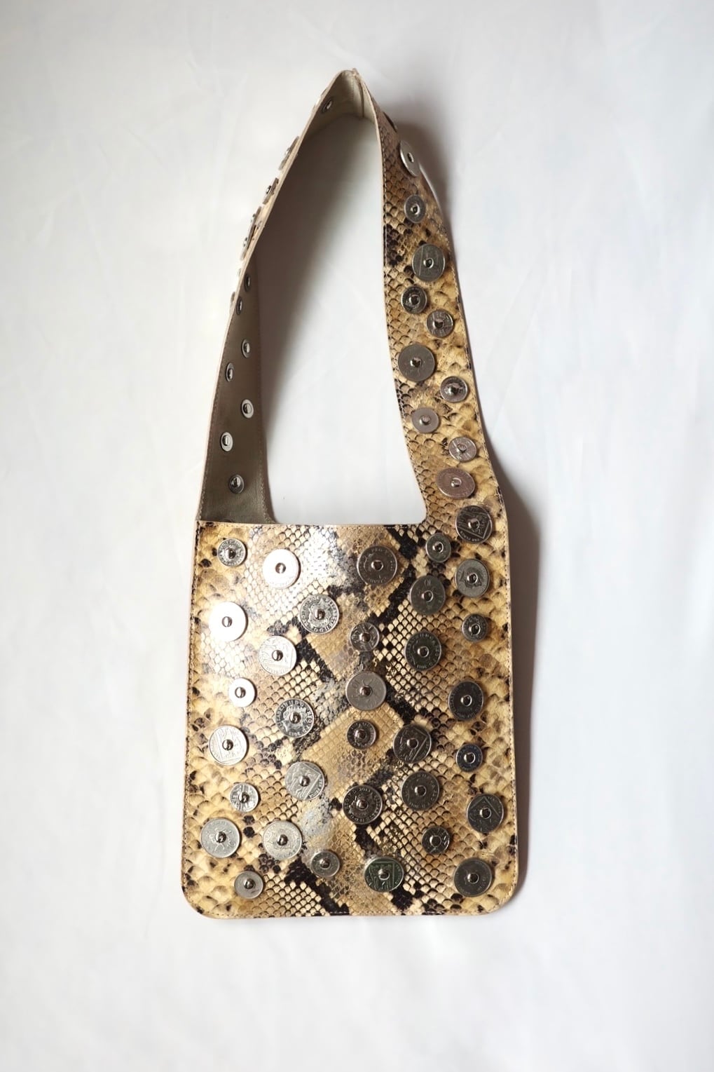 【Old Folk House】Studs Shoulder Bag Old Folk House】Studs Shoulder Bag Amazon.com: Studded