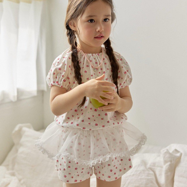 «予約»«ジュニアサイズあり»«berry berry» アイレットローズセットアップ 2colors