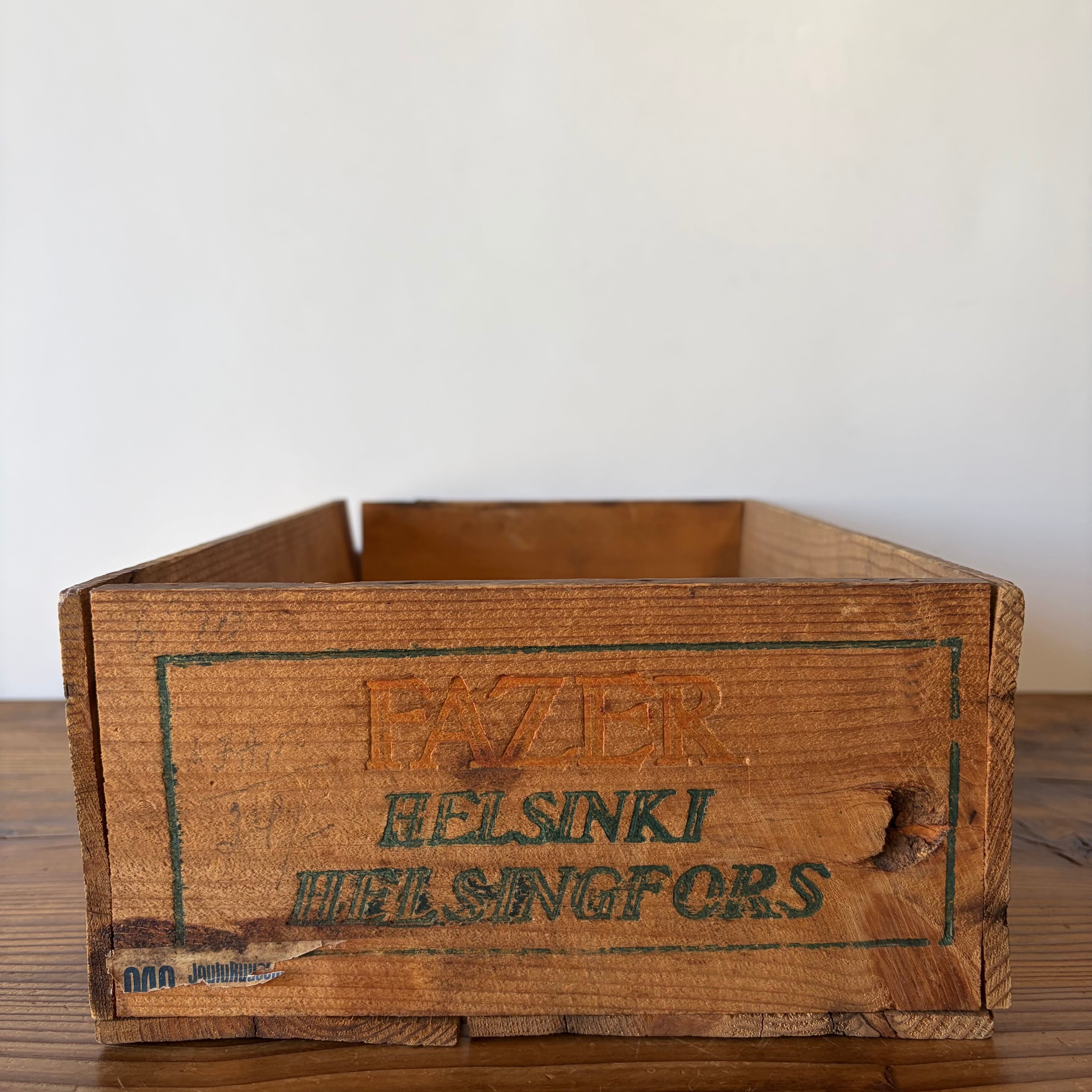 FAZER Wooden Crate | troldhaugen antiques ｜ 北欧アンティーク・古道具