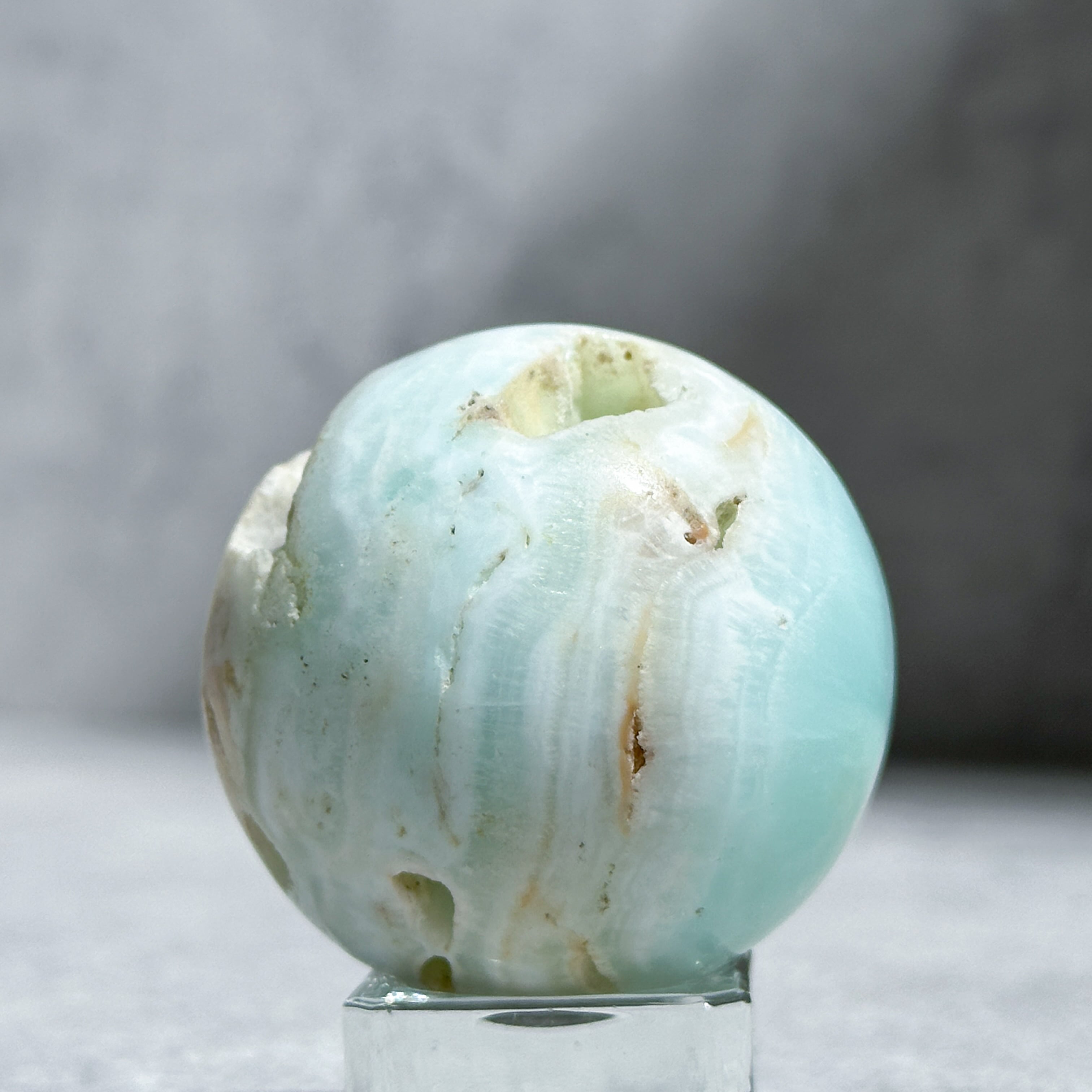 カリビアンブルーカルサイト スフィア（丸玉）02◇Caribbian Blue