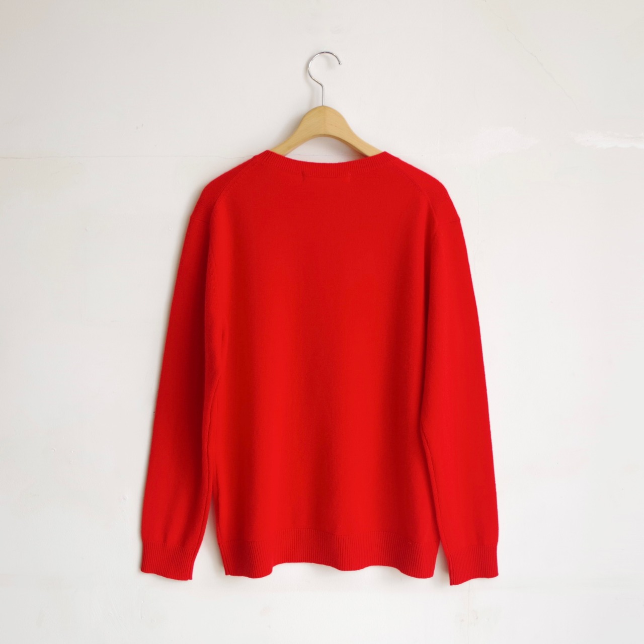 one f.  Cashmere Crew Neck Knit