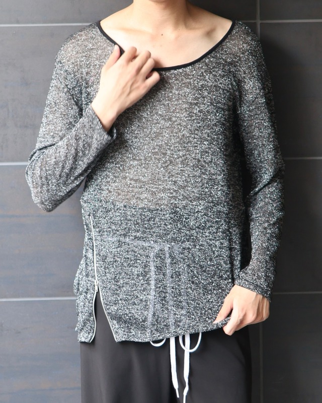 Side zip detail glitter top