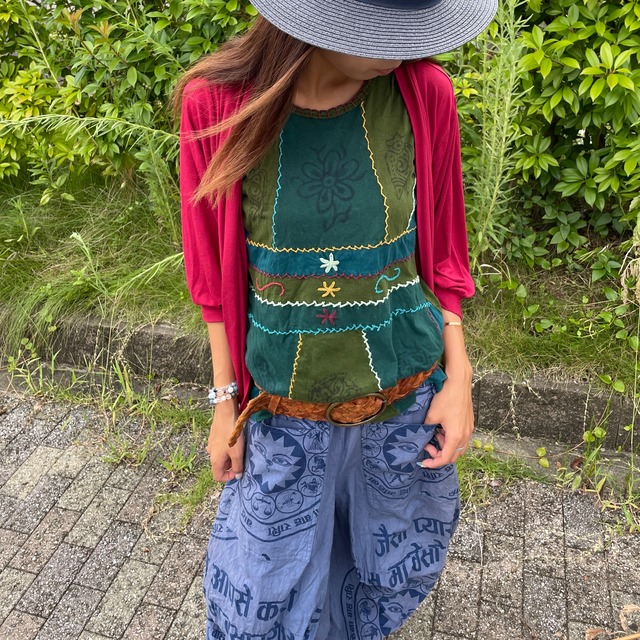 ネパール刺繍 タンクトップ アジアン雑貨ルチュ