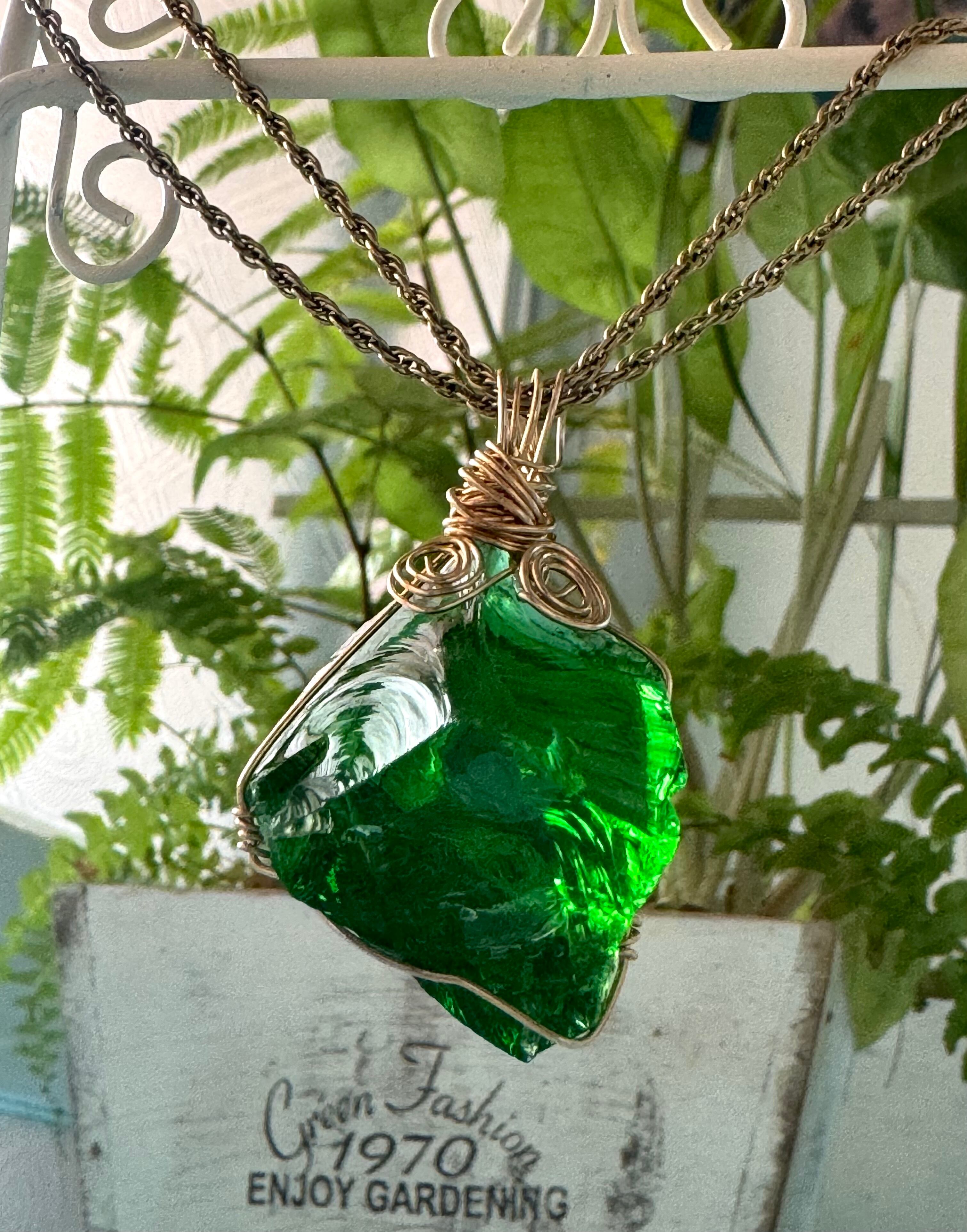 アンダラクリスタル☆バイオレットソヴェリンアメジスト原石14g