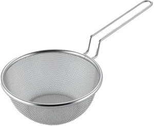 【努力特価】下村企販 ざる 持ち手付き ザル 16cm  ステンレス 食洗機対応 鍋にセットできる 湯切り 水切り 一人用 小さい 麺類 野菜 燕三条 44213
