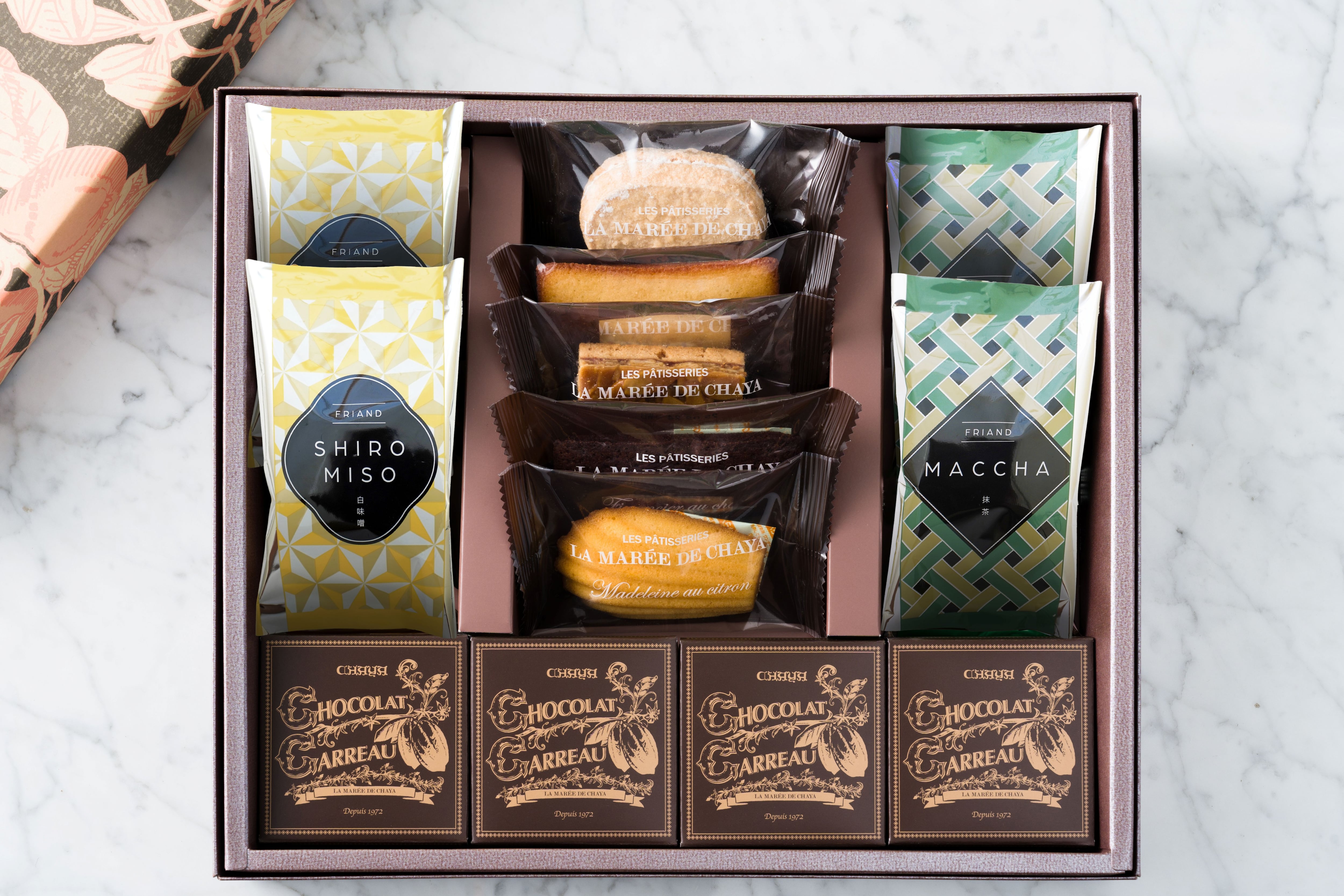 焼菓子から選ぶ | LES PÂTISSERIES LA MARÉE DE CHAYA