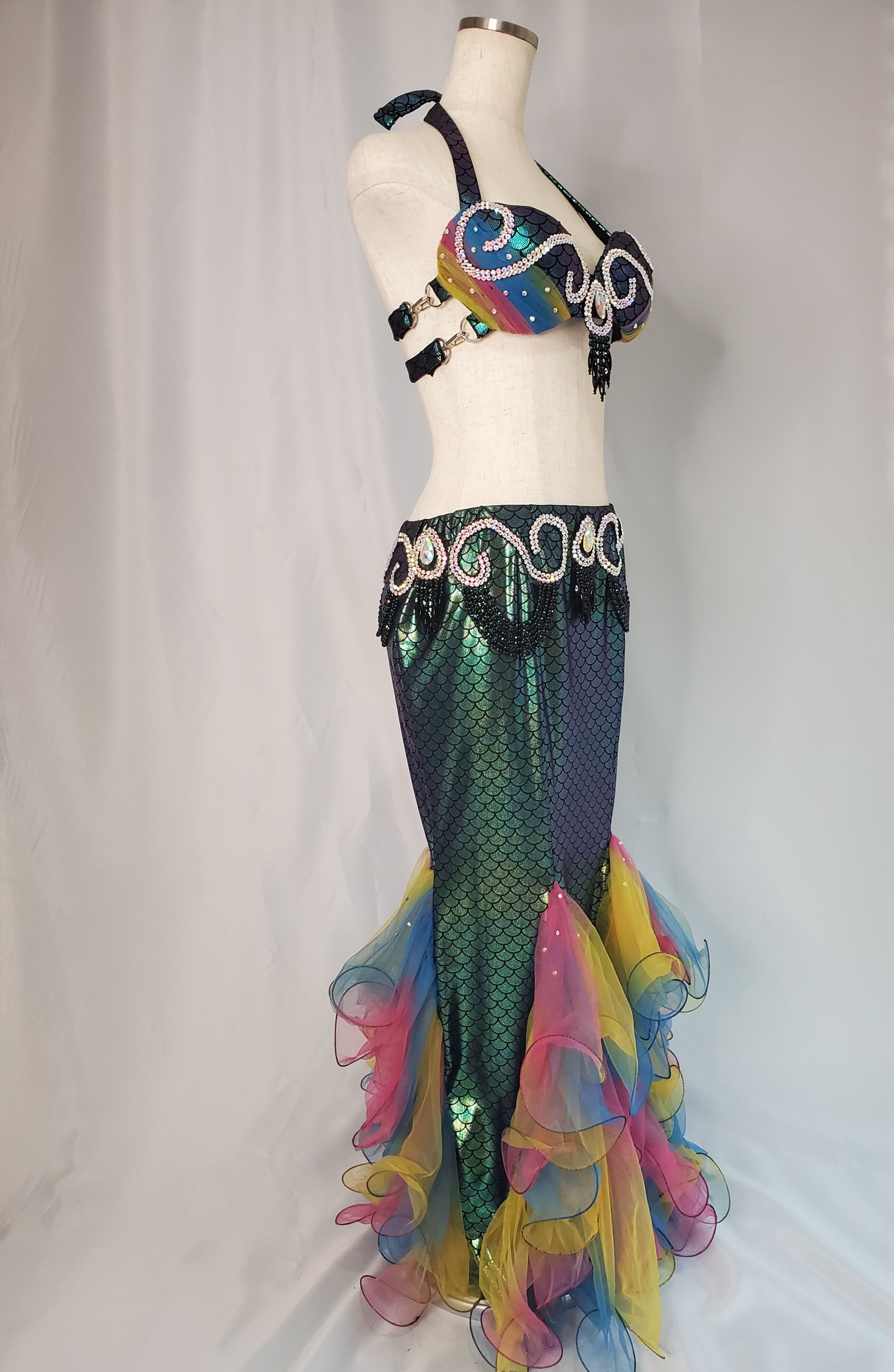 ベリーダンス衣装/カラフルダークマーメイド | Atelier Farae※お直し屋
